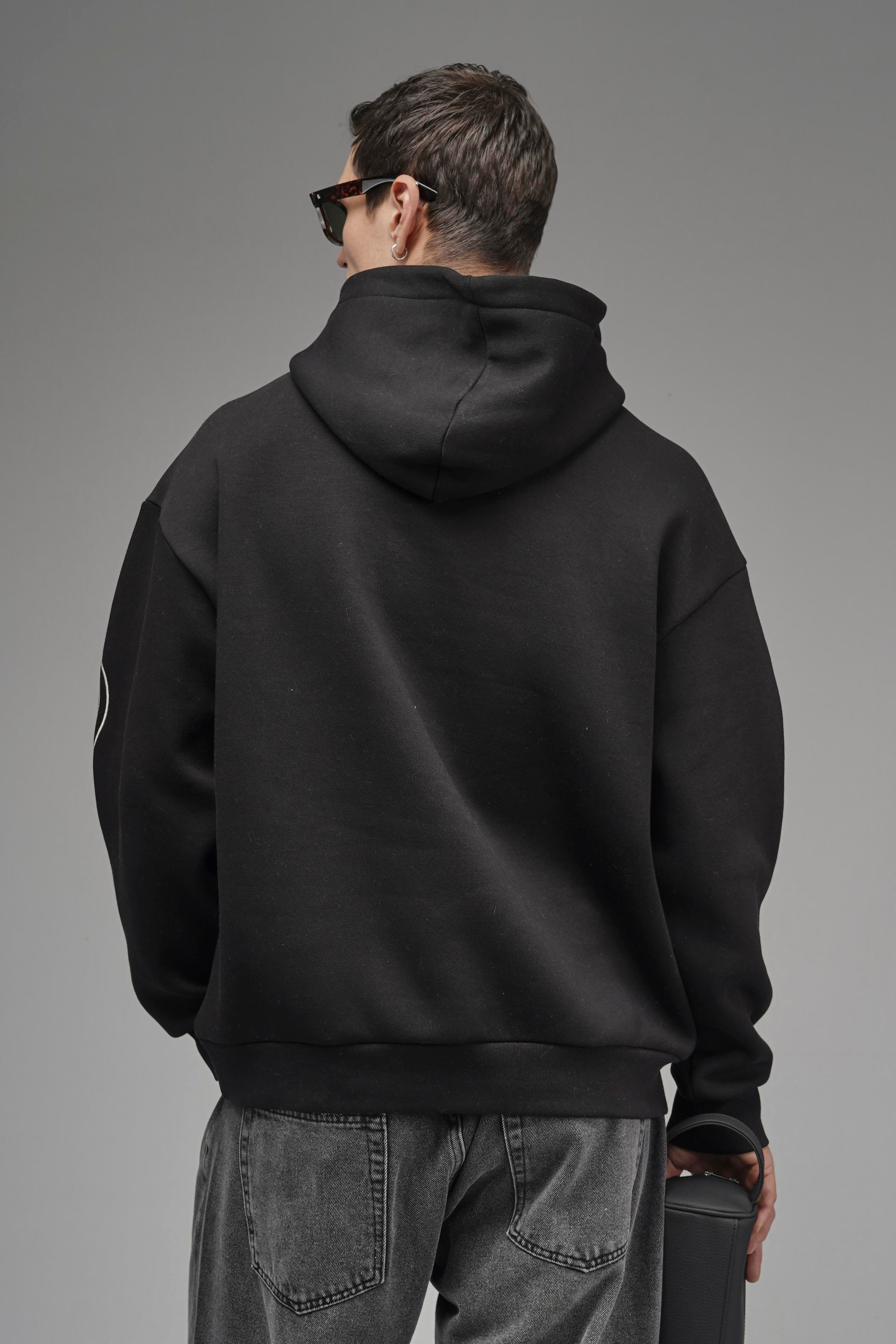 Nakış Detaylı Oversize Kalıp Kapüşonlu Sweatshirt