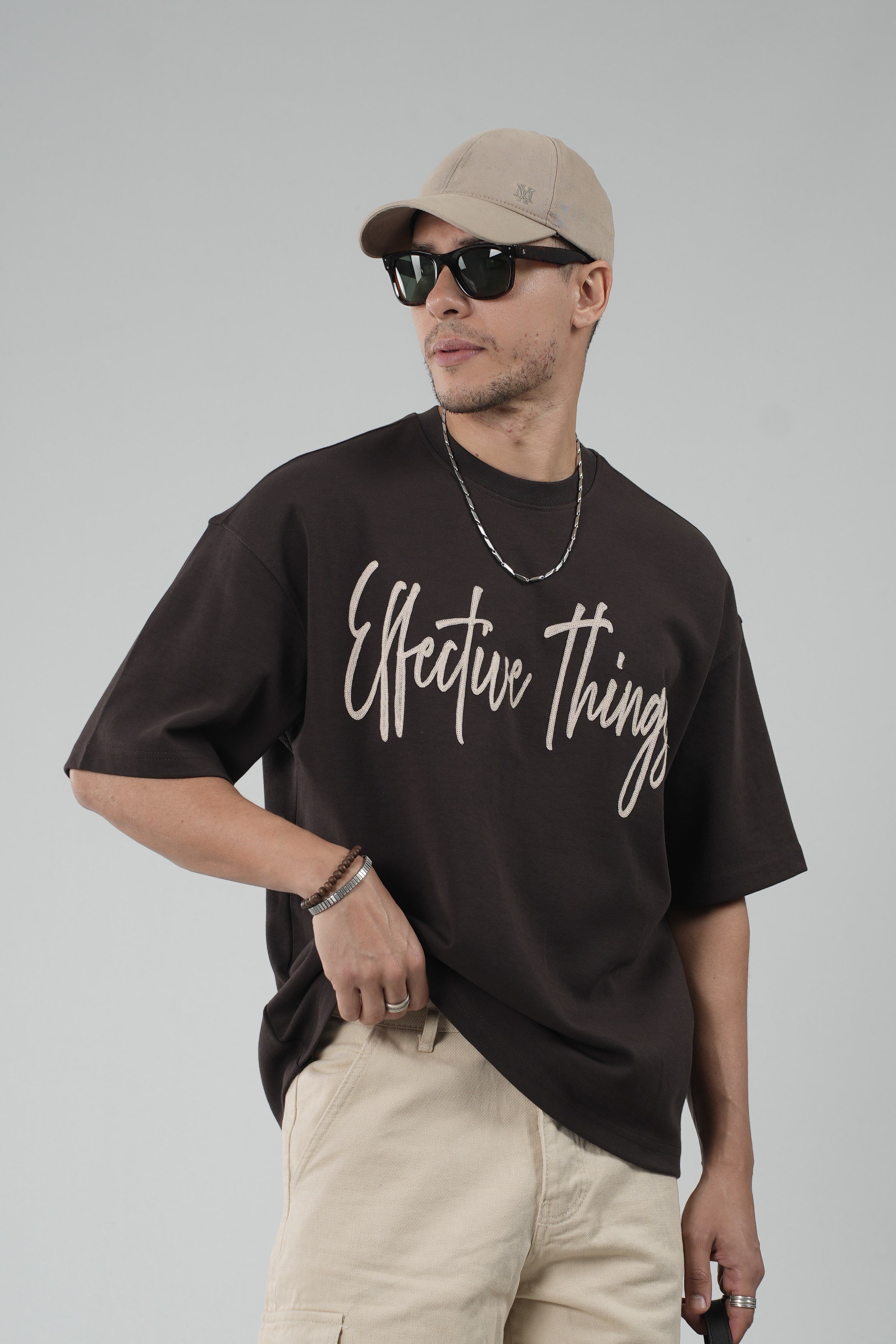 Oversize Kalıp Effective Things Yazılı Basic Tişört