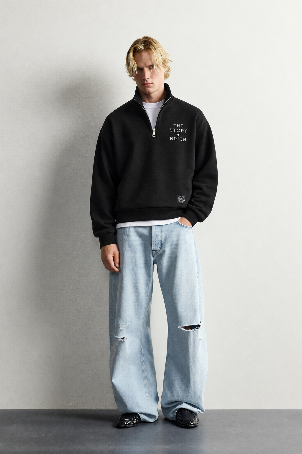Yarım Fermuarlı Dik Yaka Nakışlı Şardonlu Oversize Sweatshirt
