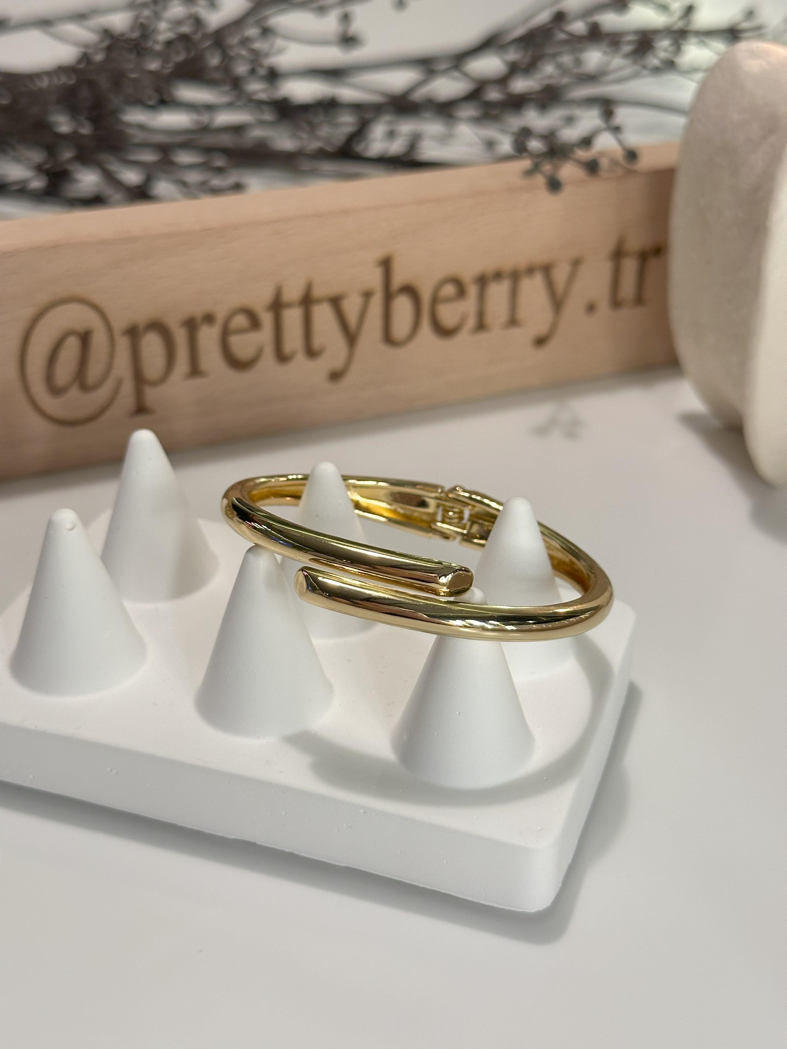 Sarmal Model Kelepçe Gold