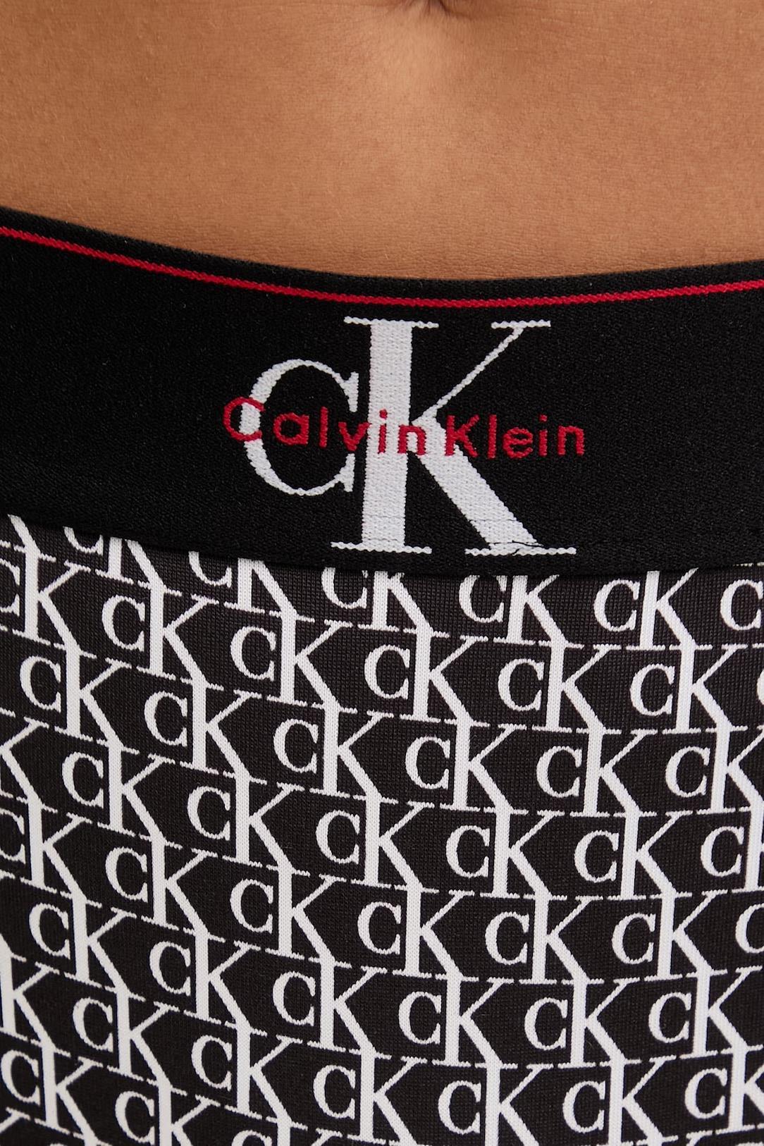 Calvin Klein Kadın Tanga Külot LV00QF8813 