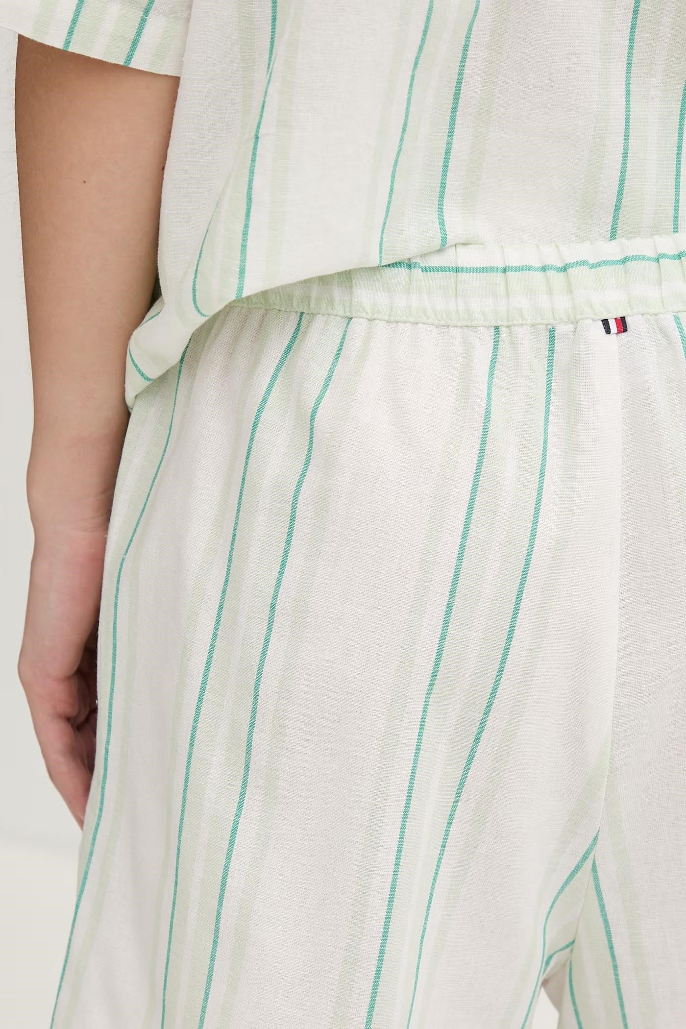 Tommy Hilfiger Kadın Yeşil Şortlu Takım UW0UW06329 