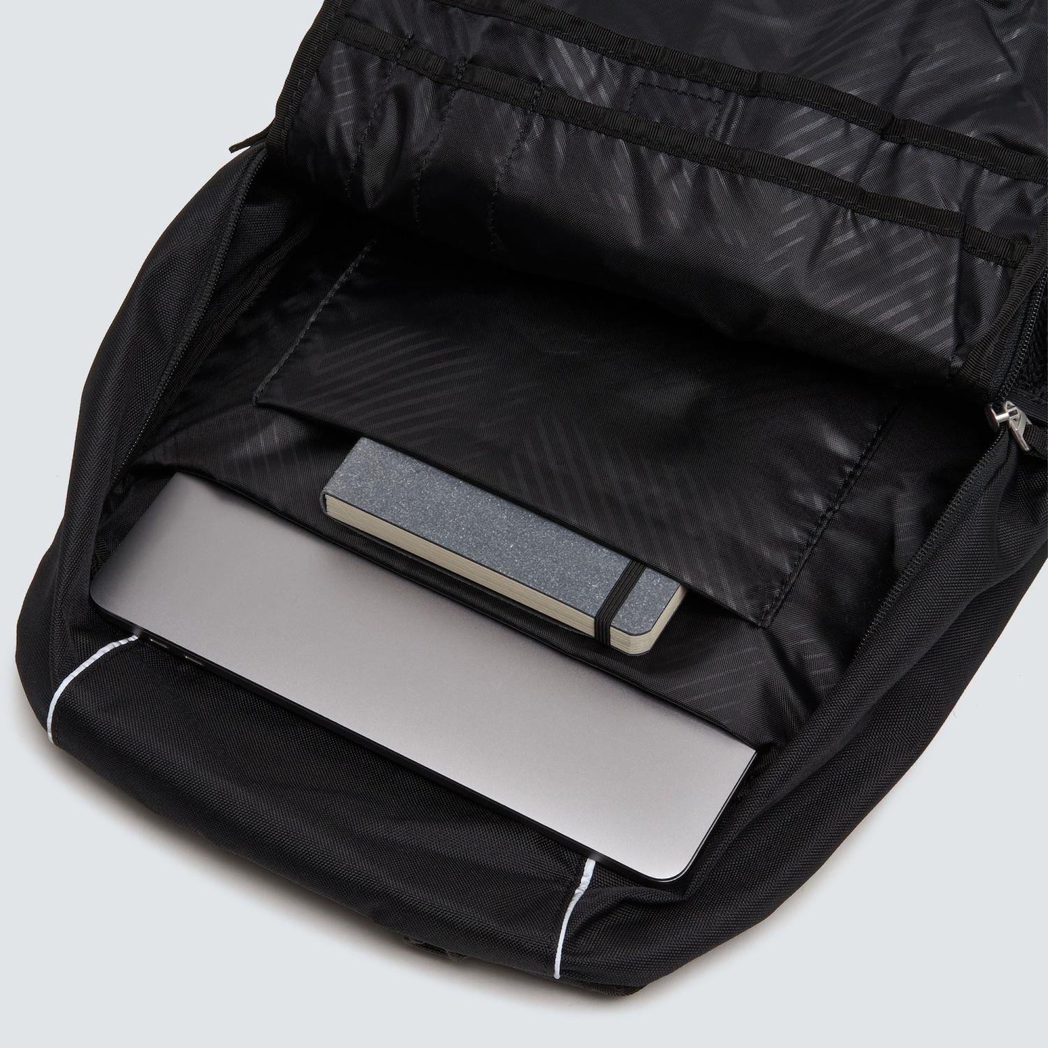 Oakley ENDURO 20L 3.0 Unisex Çanta OAK.921416-OAK.02E-S1