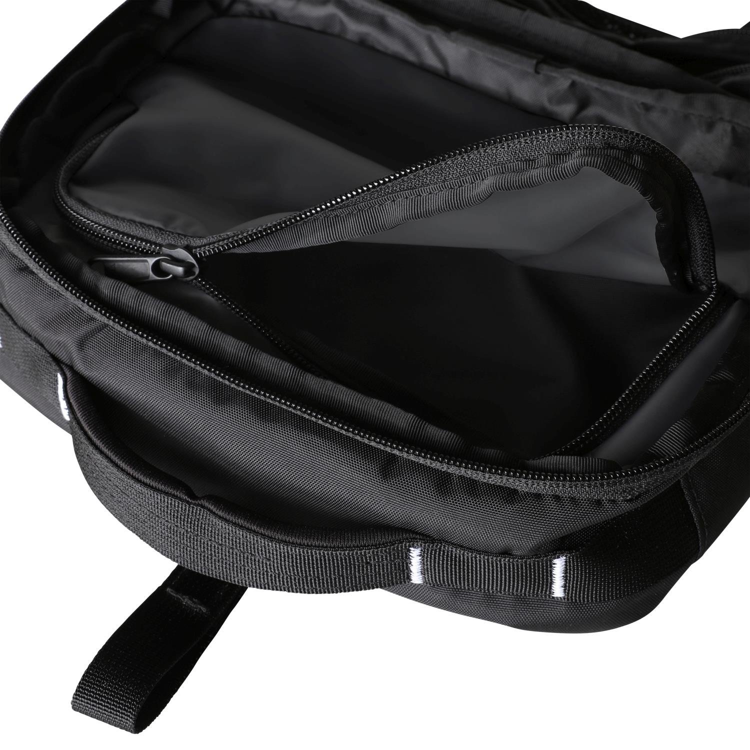The North Face BASE CAMP VOYAGER TOILETR Bakım Çantası NF0A81BL53R1