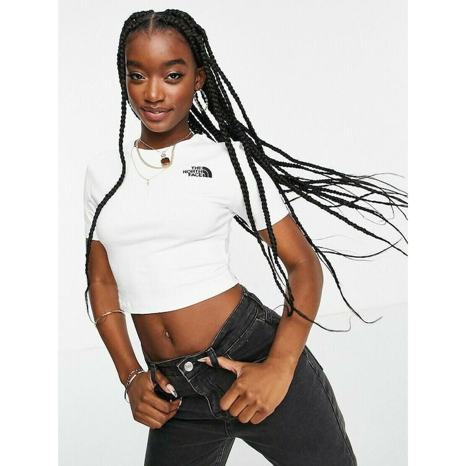 The North Face Kadın ESSENTIAL CROPPED SLEEVE Tişört NF0A55AOFN41