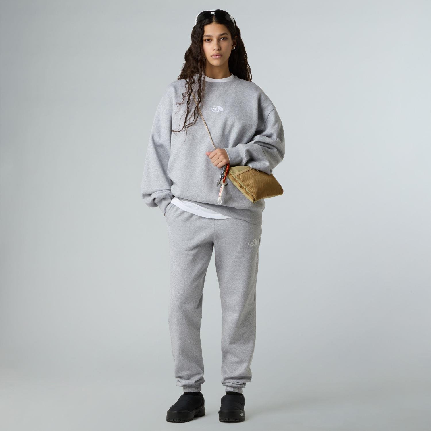 The North Face Kadın Sımple Dome Regular Tapered Jogger Pantolon nf0A8C1Ydyx1