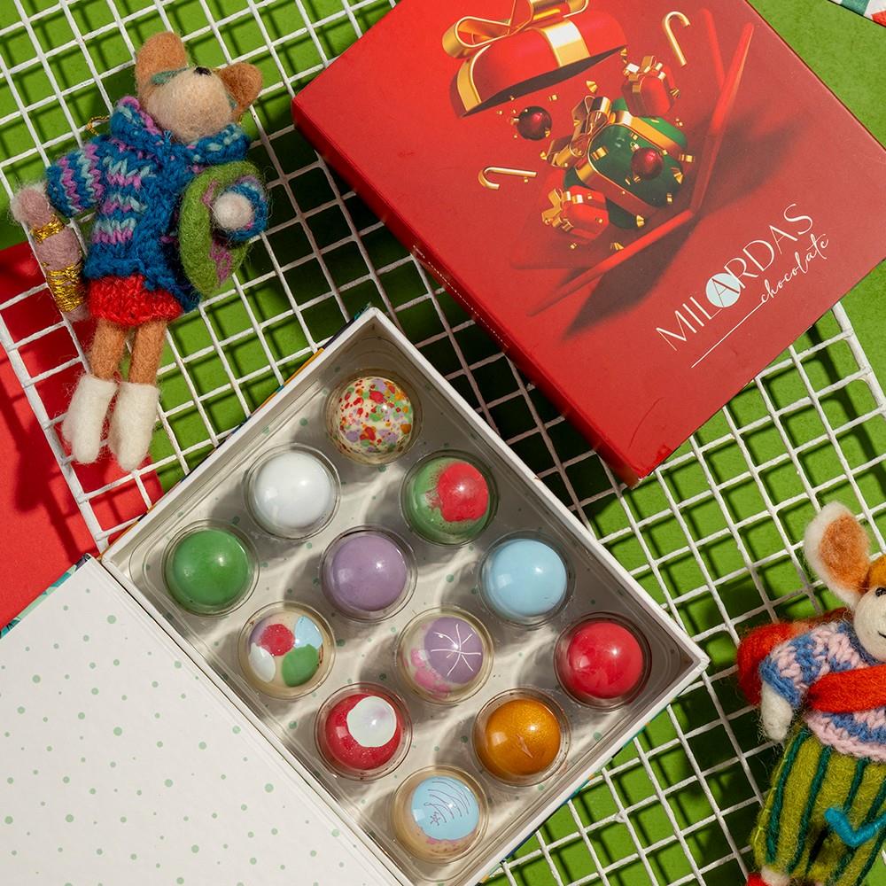 Yılbaşı Özel 12'li Bonbon Çikolata Kutusu
