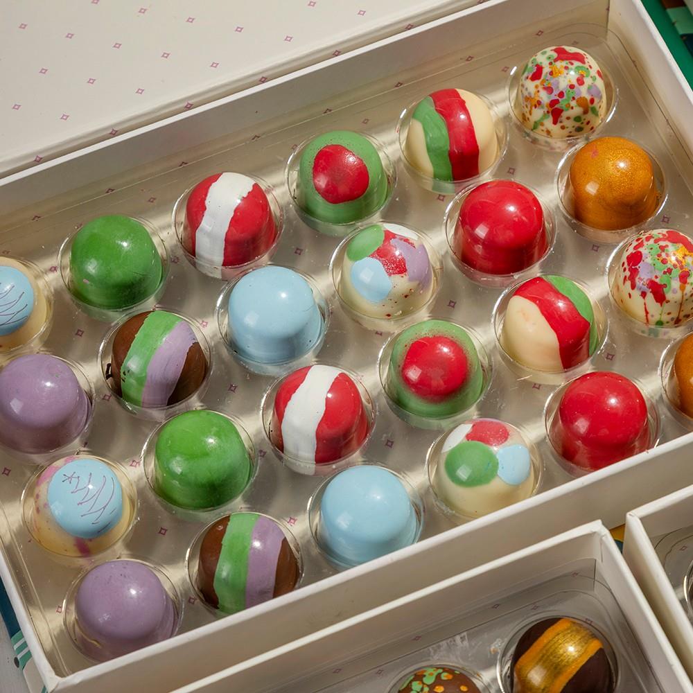 Yılbaşı Özel 24'lü Bonbon Çikolata Kutusu