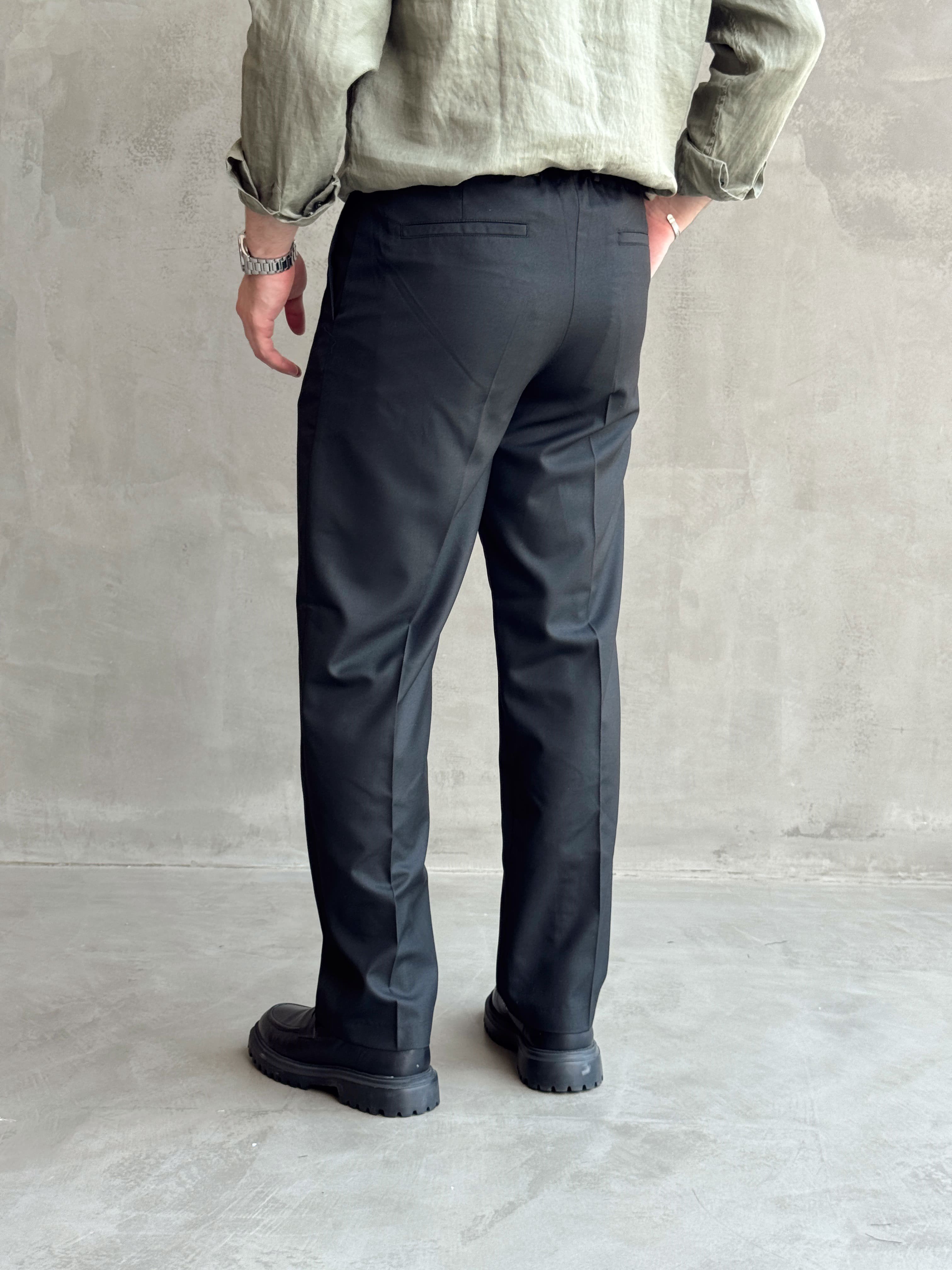 Erkek Bussines Colection Baggy Kalıp Çift Düğme Detaylı Kumaş Pantolon-Siyah(E1764)Ketench