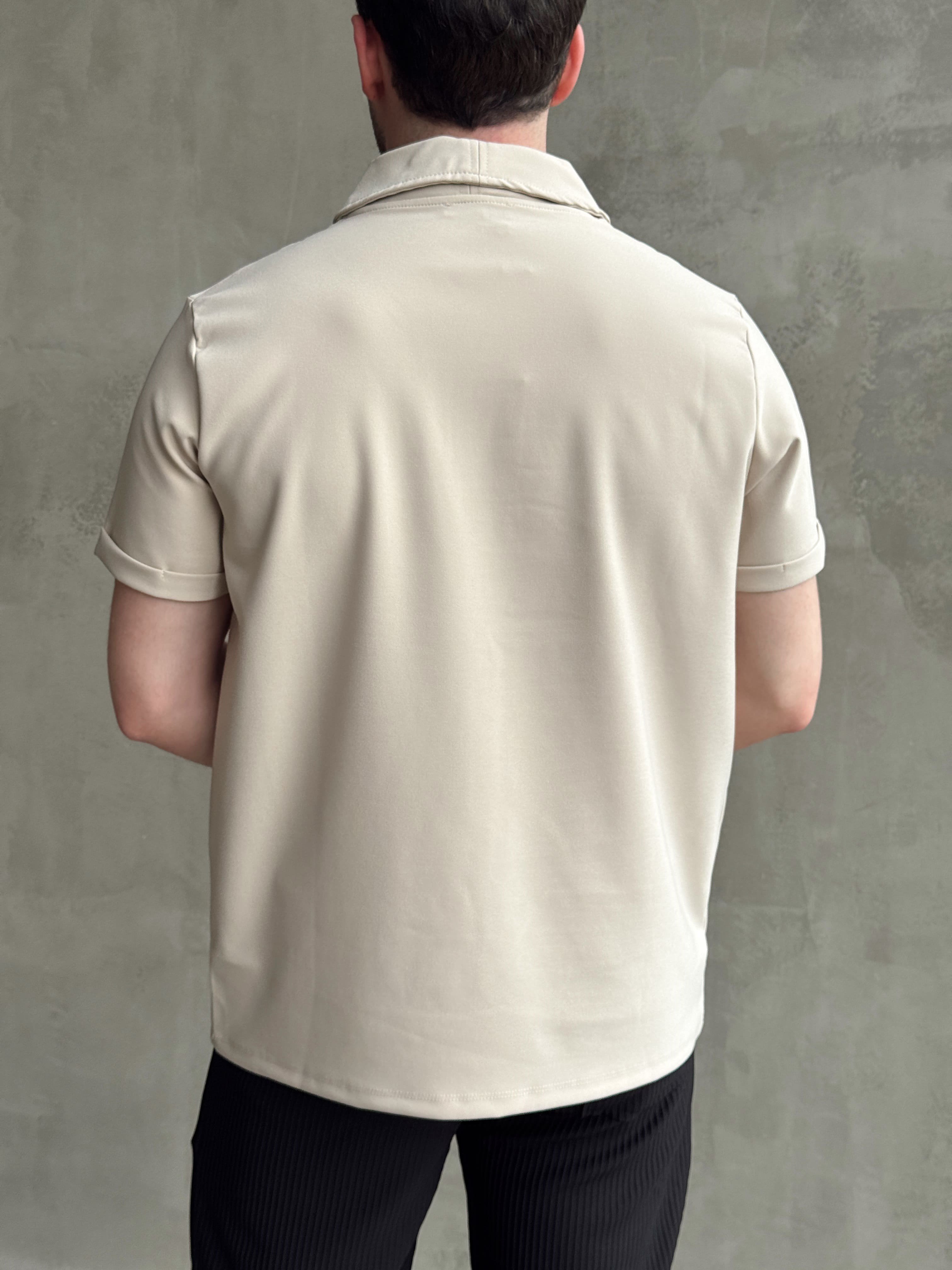 Erkek Elit Kalite Oversize Kalıp Kolu Kendiğiliğinden Katlı Düğme Detay Polo Yaka T-Shirt-Bej(E1736)Ketench
