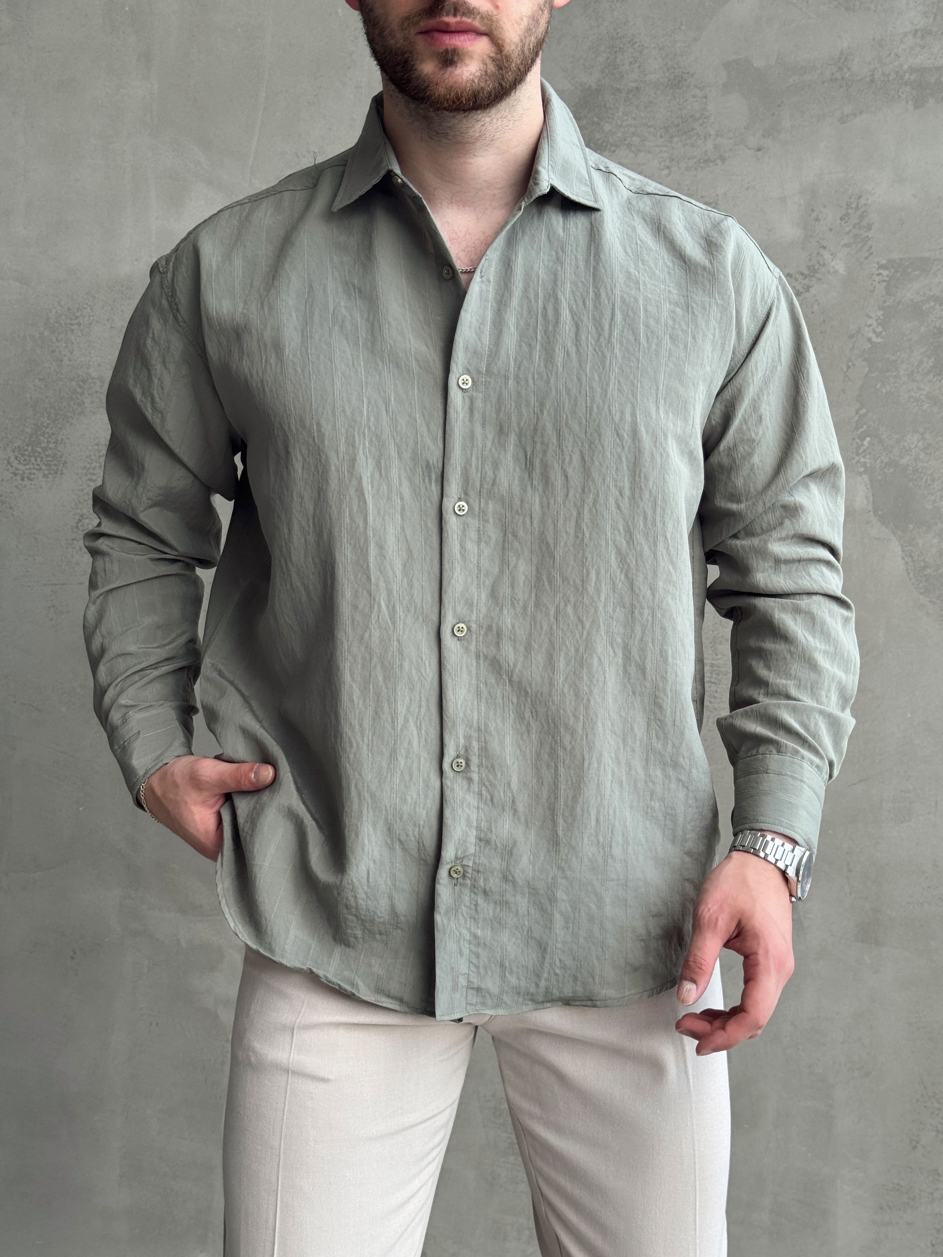 Erkek Trend Model Oversize Kalıp Kendiliğinden Çizgi Detaylı Gömlek-Haki(E1786)Ketench