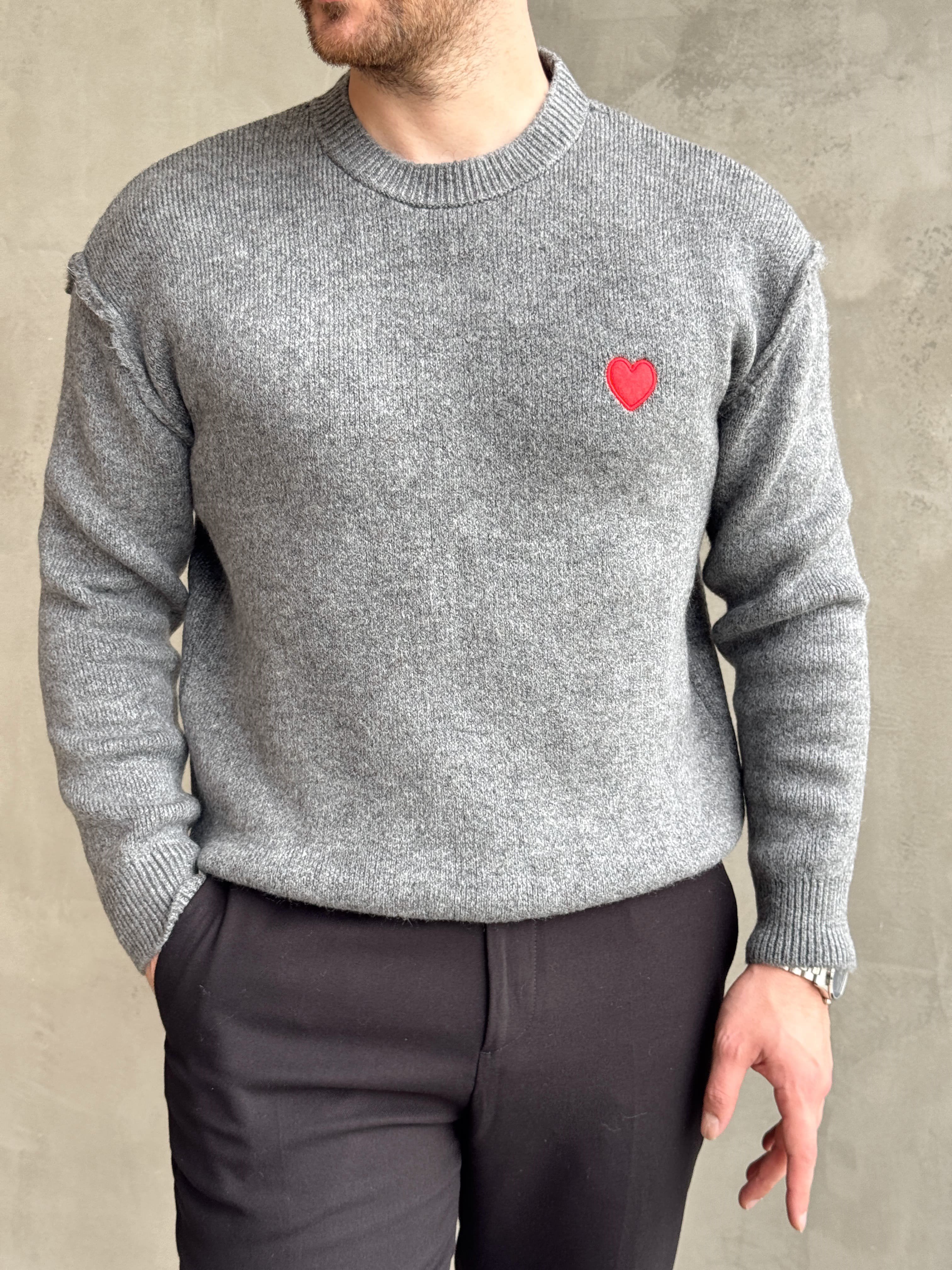 Erkek Trend Model Oversize Kalıp Pis Dikişli Kalp Nakışlı Triko Kazak-Antrasit(E1851)Ketench
