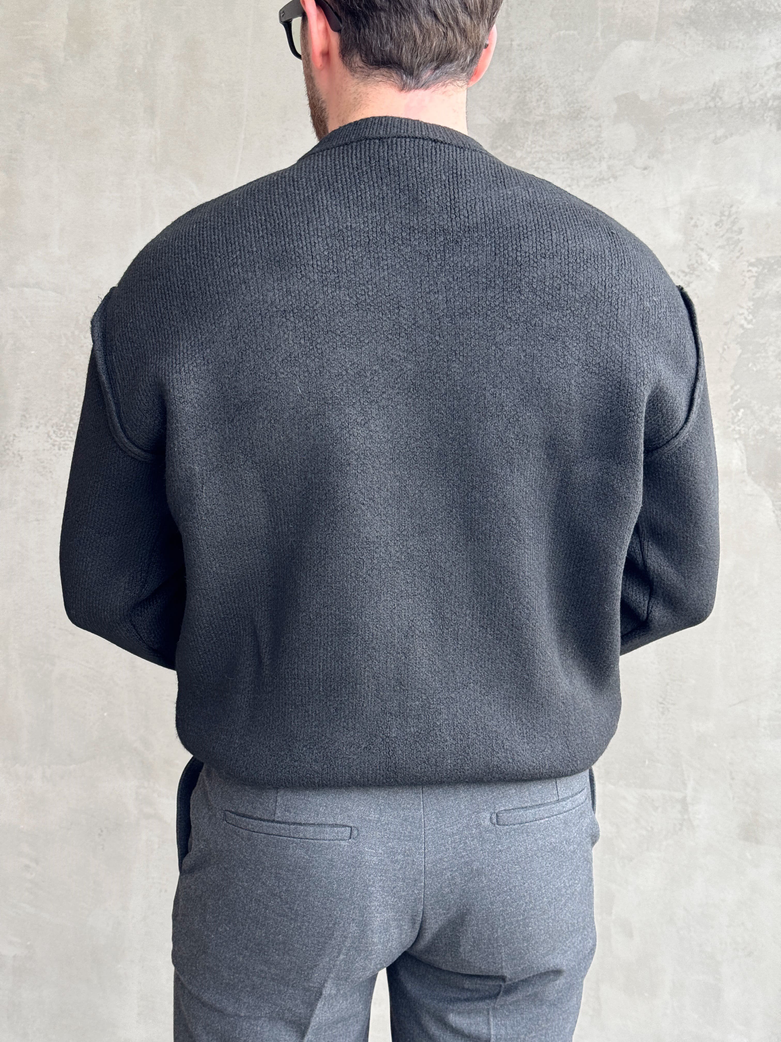 Erkek Trend Model Oversize Kalıp Pis Dikişli Kalp Nakışlı Triko Kazak-Siyah(E1851)Ketench