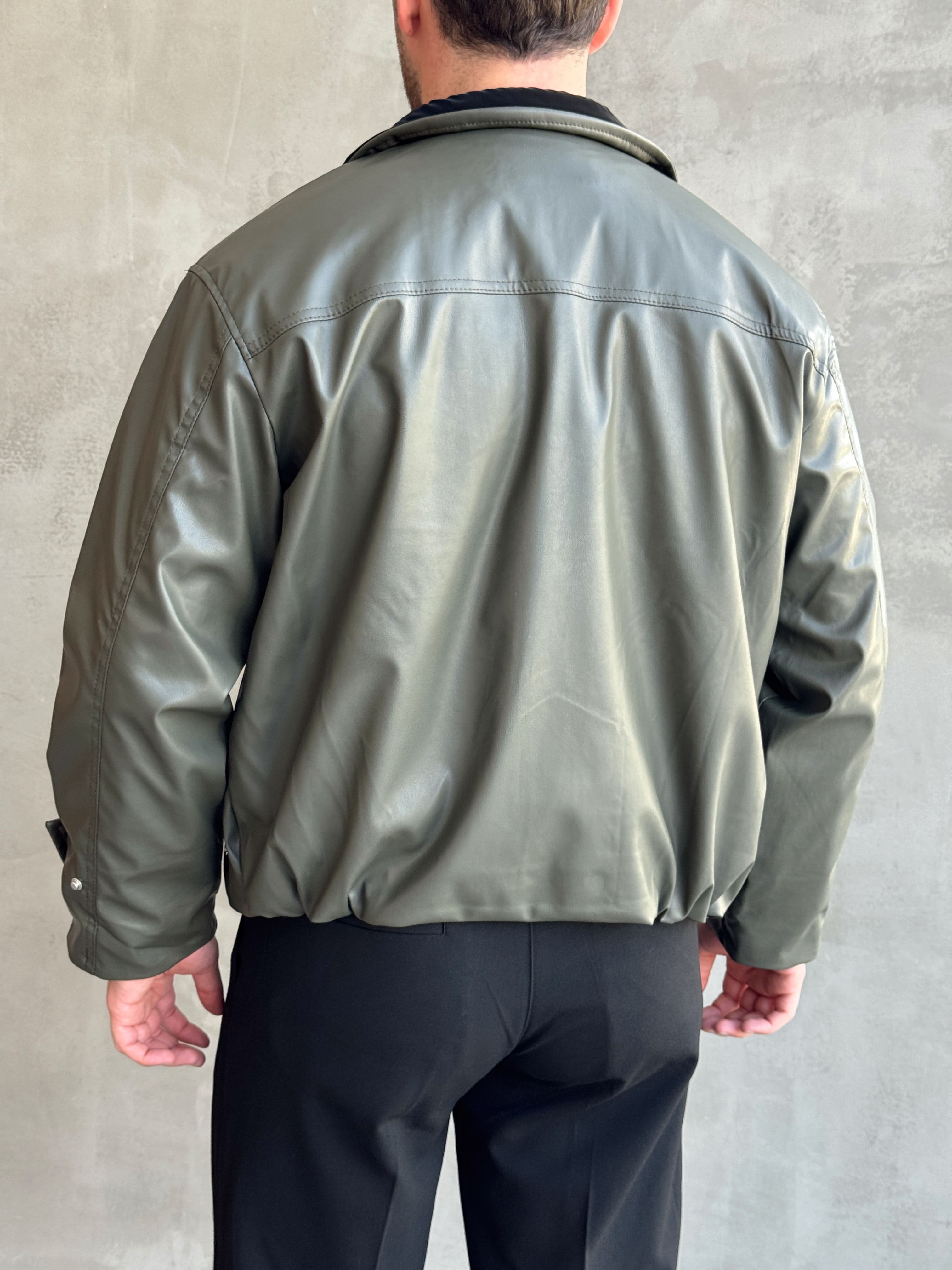 Erkek Yeni Sezon Regular Fit Kesim Yaka Detaylı Fermuar Cepli Deri Ceket-Haki(E1800)Ketench