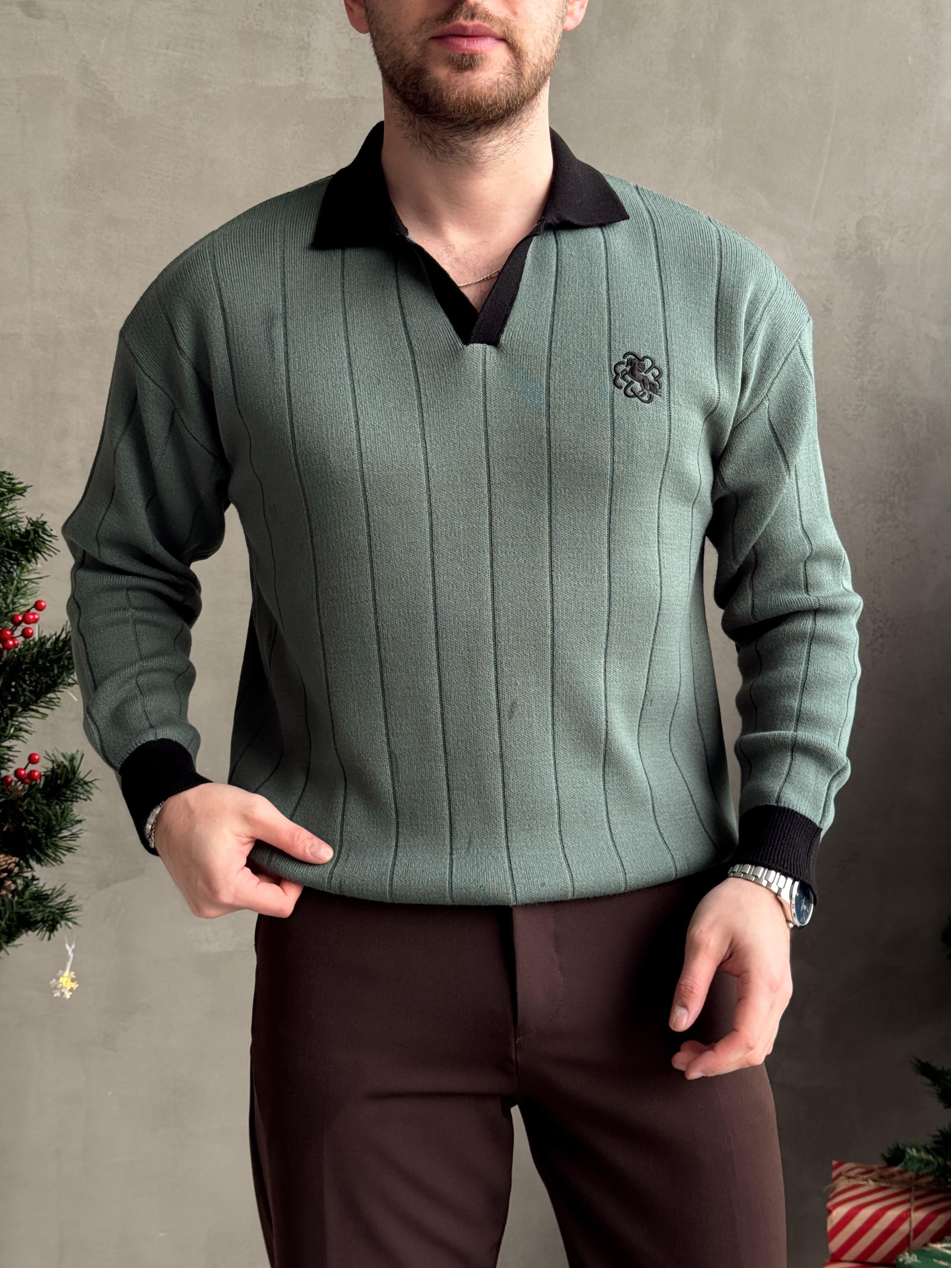 Erkek Zamansız Stil Oversize Kalıp Nakış Detaylı Polo Yaka Triko Kazak-Yeşil(E1560)Ketench