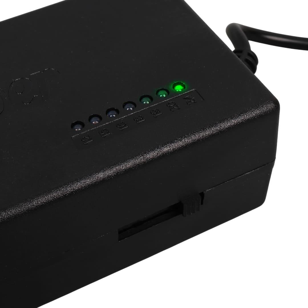 POWERMASTER PM-31040 12/15/16/18/19/20/24 VOLT 4.5/4 AMPER VOLTAJ KADEMELİ 8 UÇLU ADAPTÖR