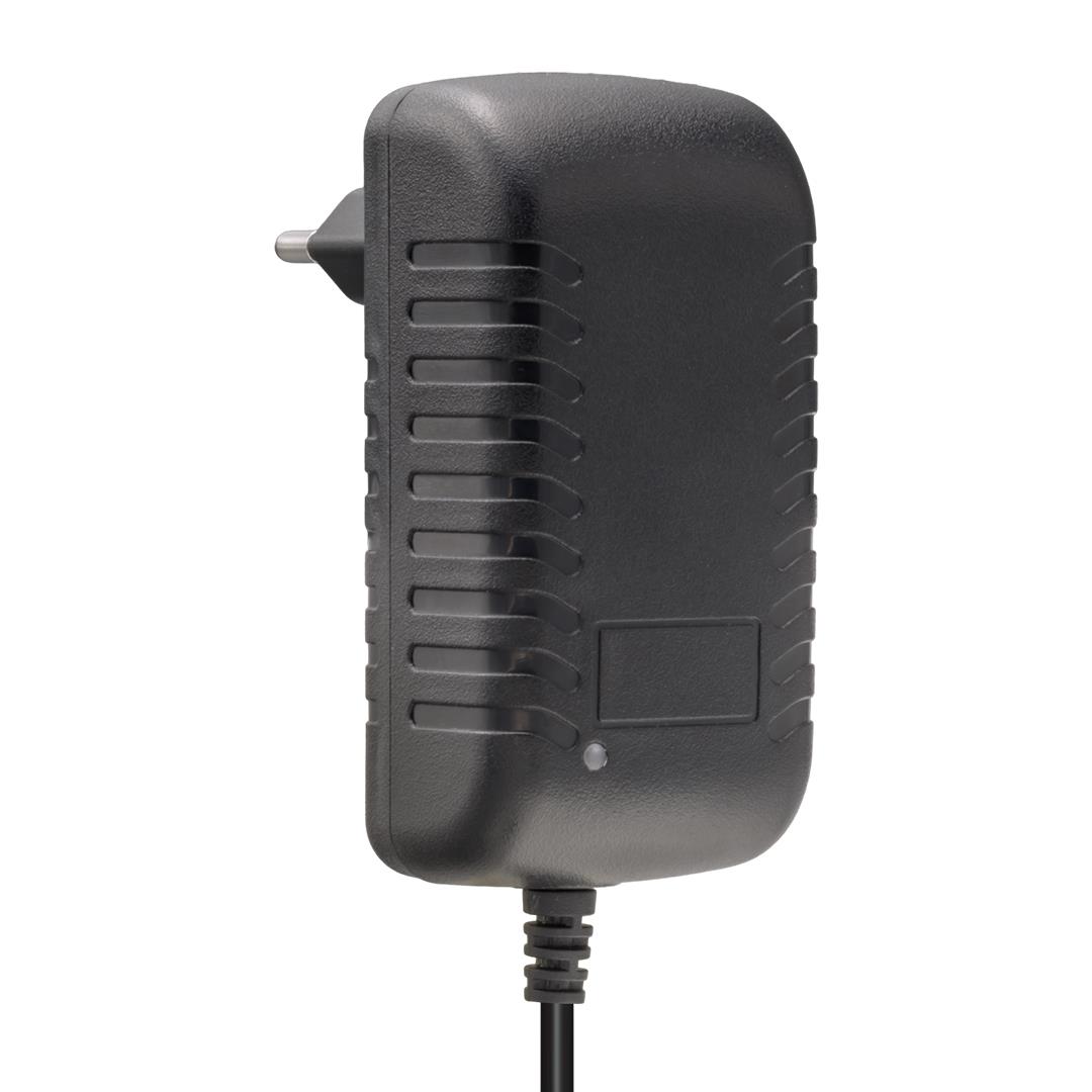 WEKO 14.4 VOLT - 2 AMPER 5.5*2.5 UÇLU KIRMIZI YEŞİL LEDLİ YERLİ ÜRETİM AKÜ ŞARJ CİHAZI (OUT:12V-2A)