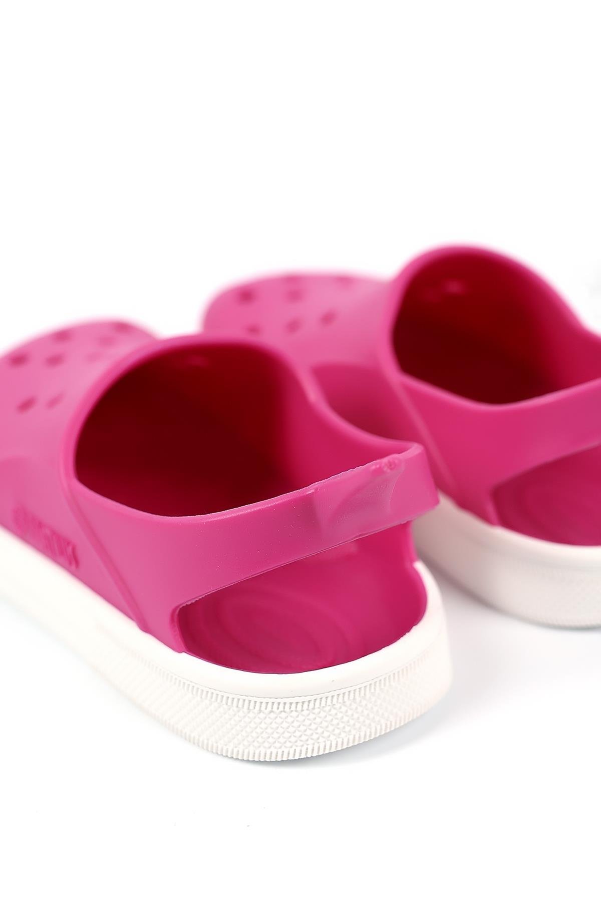 Cloggy-B 05-20-21 Boatilus Cloggy-B Fuxia/White Kız Çocuk Sandalet