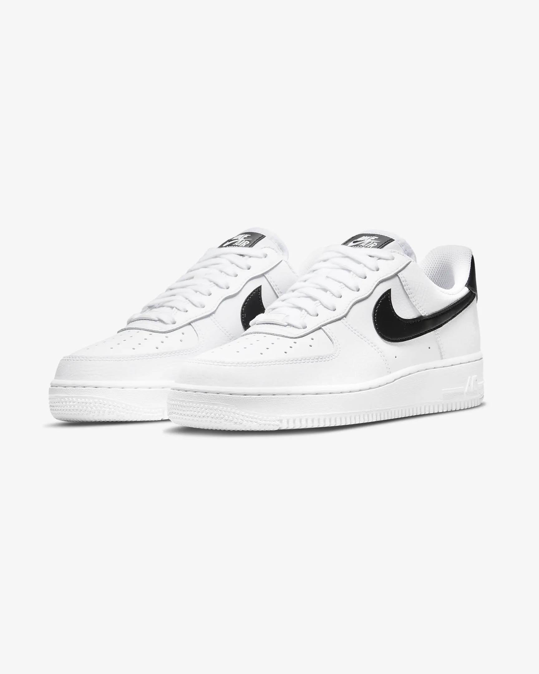 DD8959-103-36 Nike Air Force 1 '07 Kadın Siyah Beyaz Günlük Ayakkabı