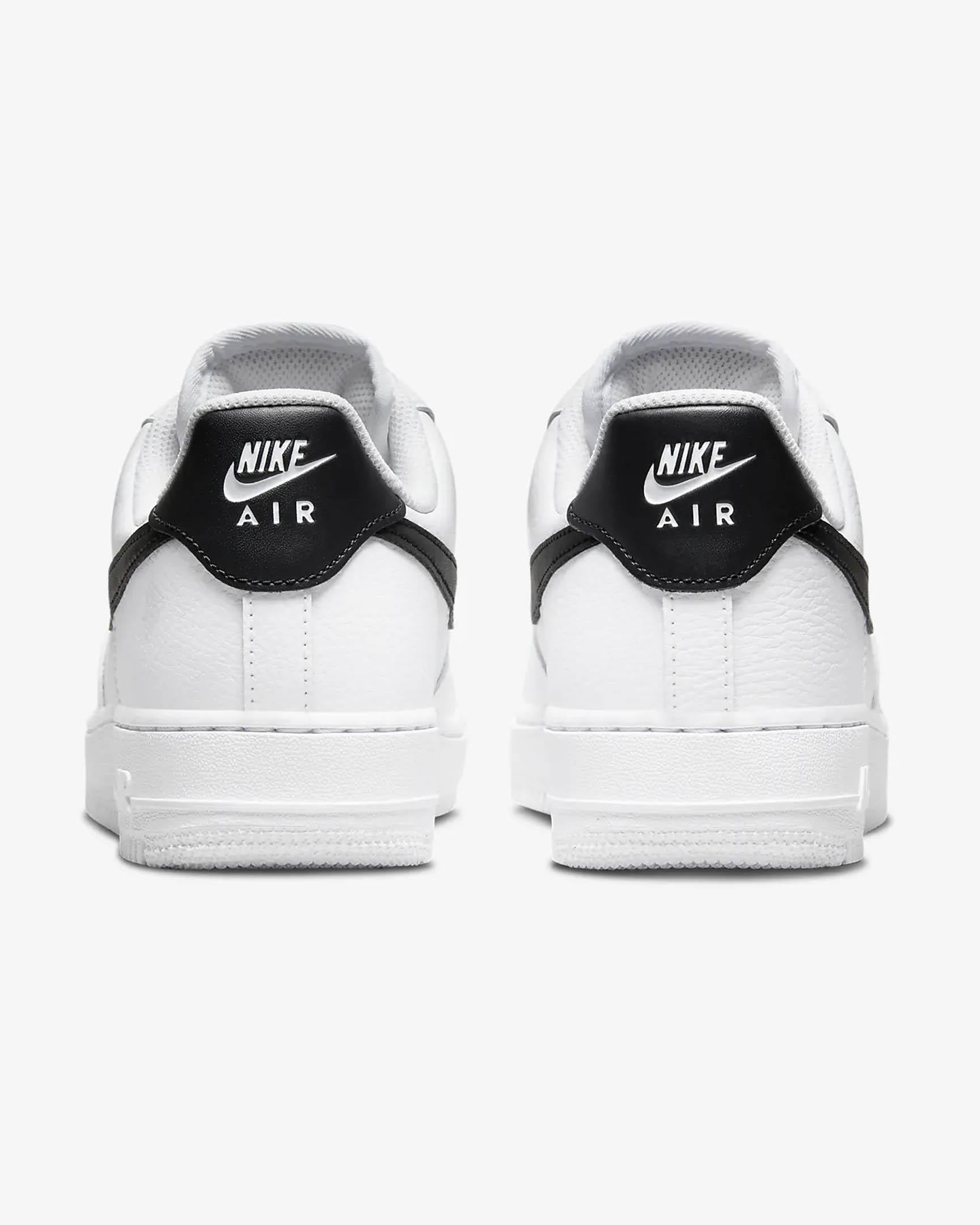 DD8959-103-36 Nike Air Force 1 '07 Kadın Siyah Beyaz Günlük Ayakkabı