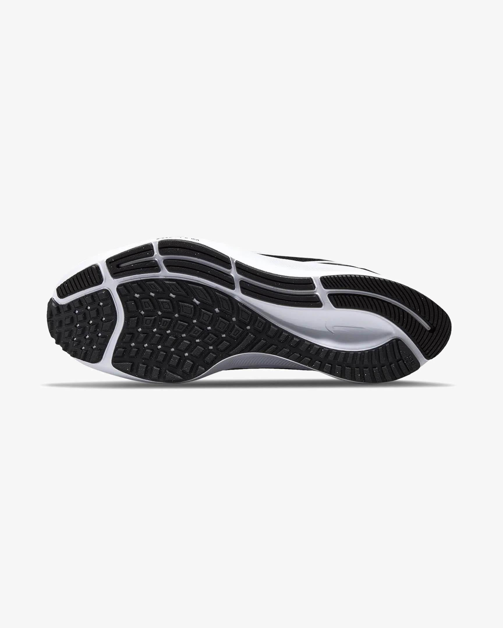 Nike CW7358-002-38 Nike Air Zoom Pegasus 38 Kadın Siyah Beyaz Koşu Ayakkabısı