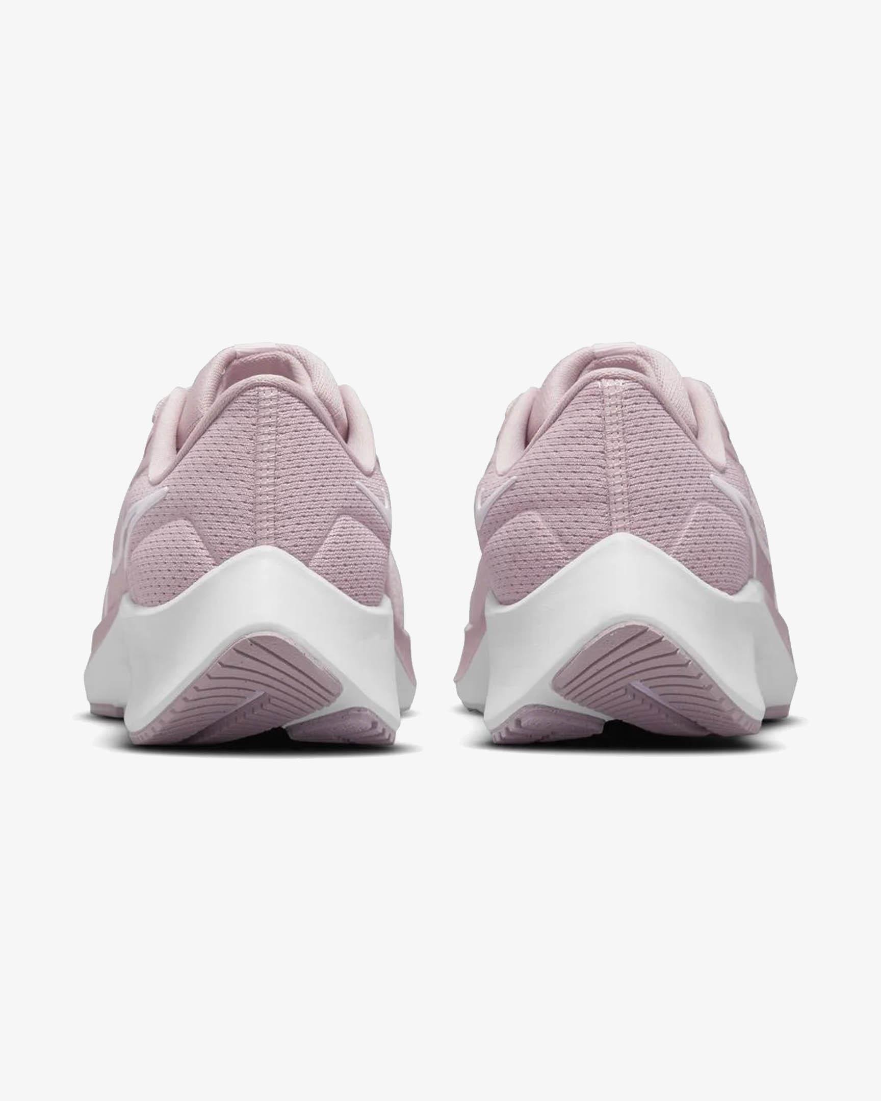 Nike CW7358-601-36 Nike Air Zoom Pegasus 38 Kadın Pembe Koşu Ayakkabısı