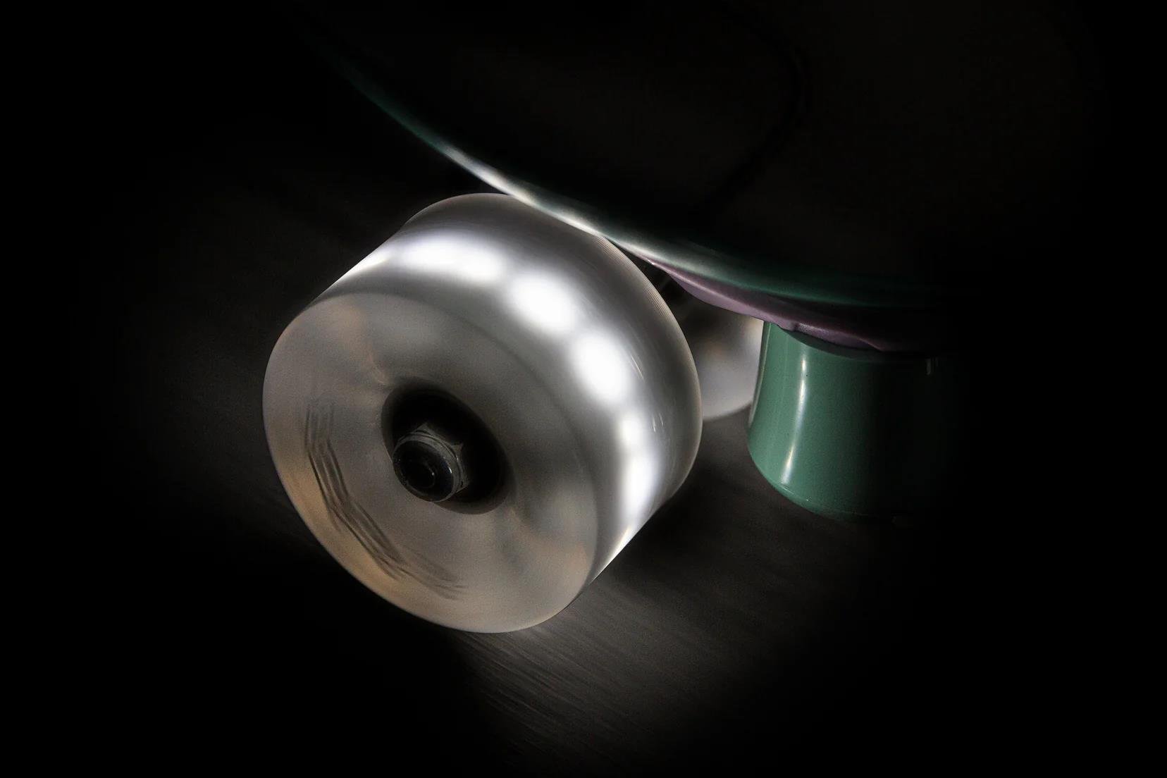 Neons Işıklı LED Tekerlek - Siyah