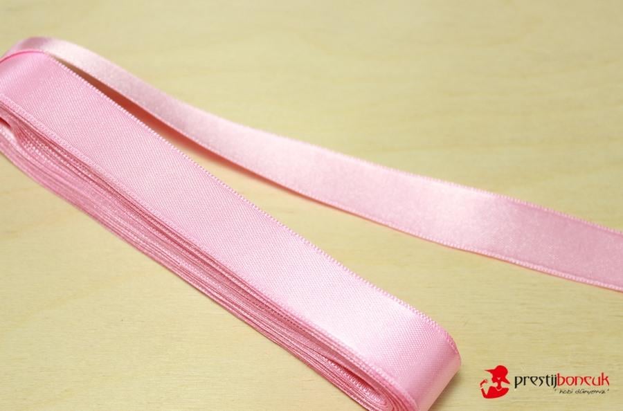 Açık Pembe Saten Kurdele 01