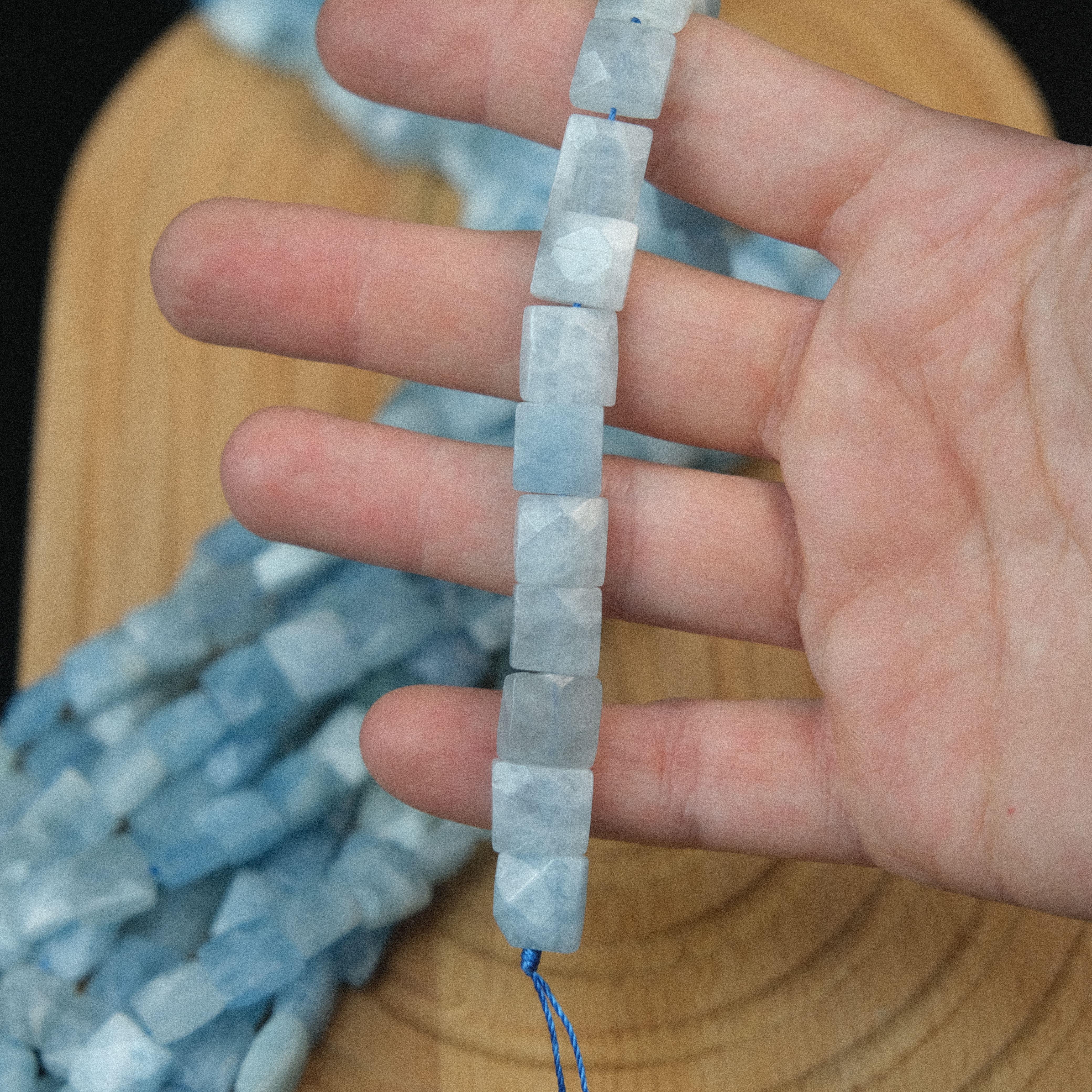 Doğal Akuamarin Taşı Kare Kesim Akuamarin 10 mm Fasetli Doğaltaş (1 Dizi - 40 Adet )