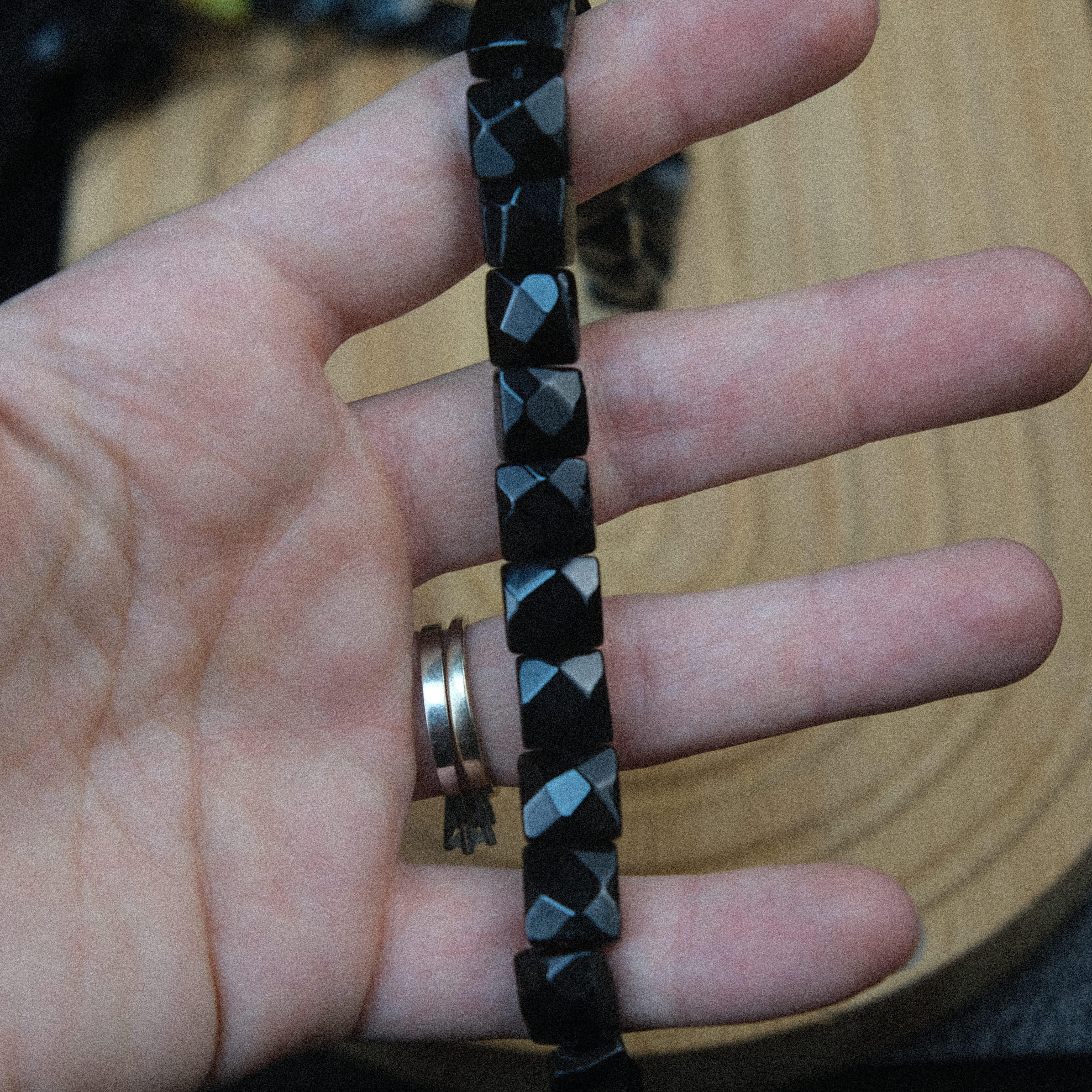 Doğal Obsidyen Taşı Kare Kesim Obsidyen 10 mm Fasetli Doğaltaş (1 Dizi - 39 Adet )