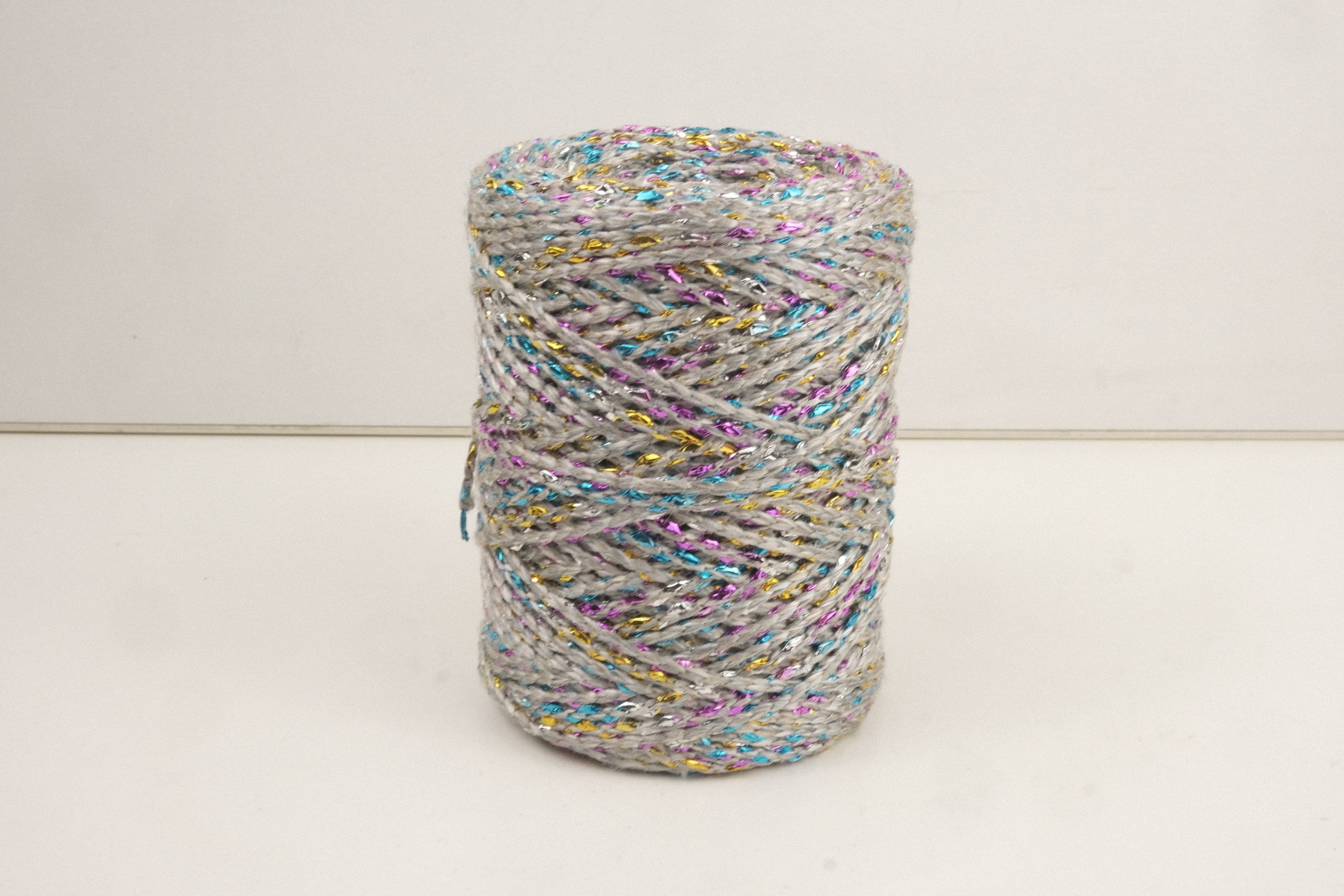 Luvia Polyester Simli Çanta İpi Karışık Renk 200  gr