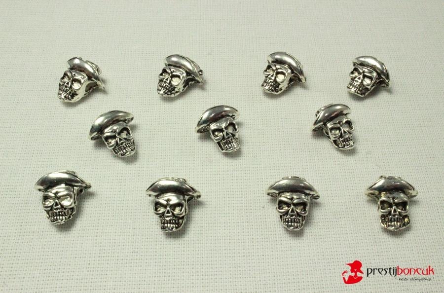 Metal Kuru Kafa - Korsan
