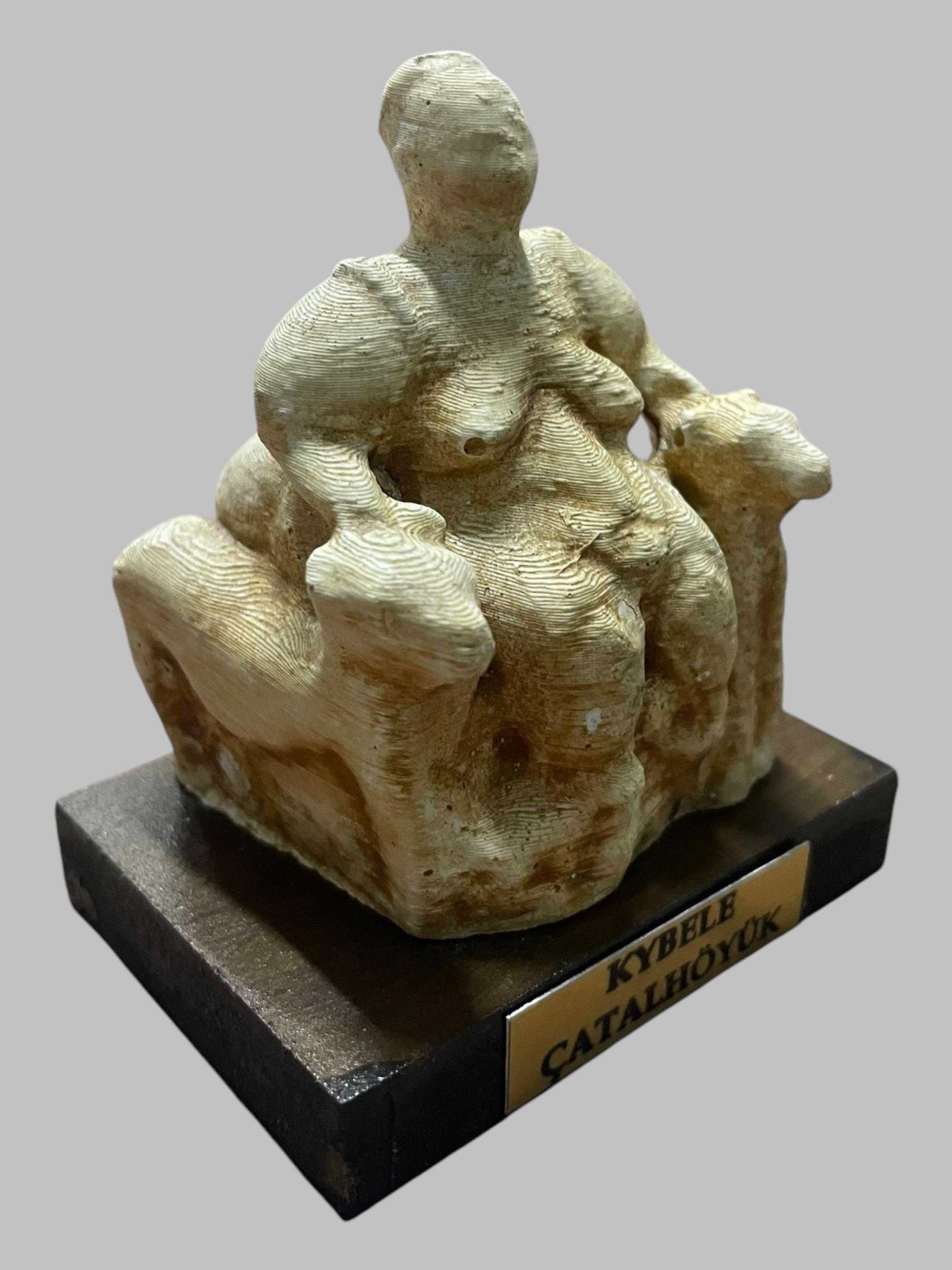 ÇATALHÖYÜK KYBELE HEYKELİ