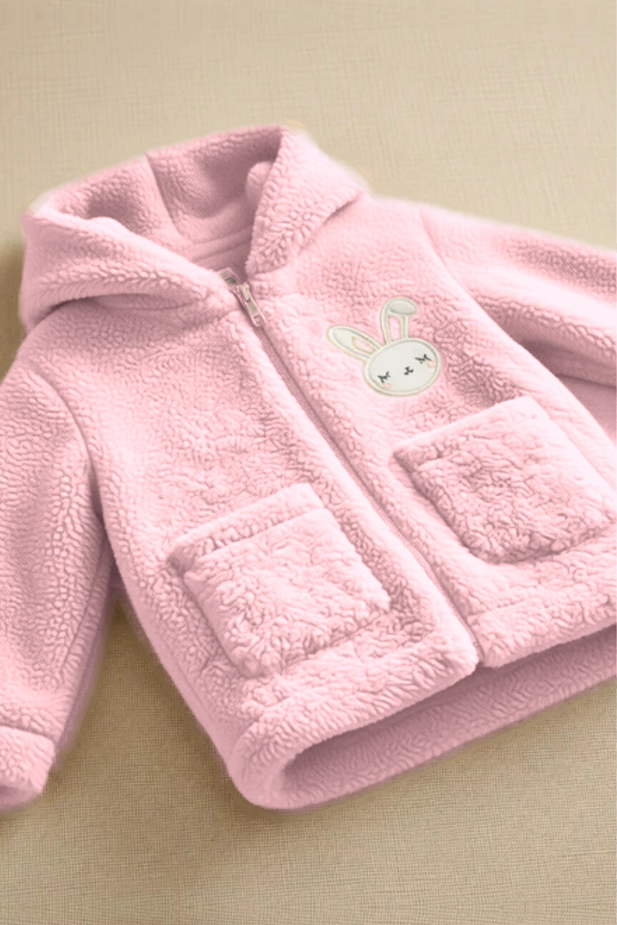 Kız Bebek Tavşan Nakışlı Fermuarlı Cepli Peluş Welsoft Kışlık Hırka - Pembe