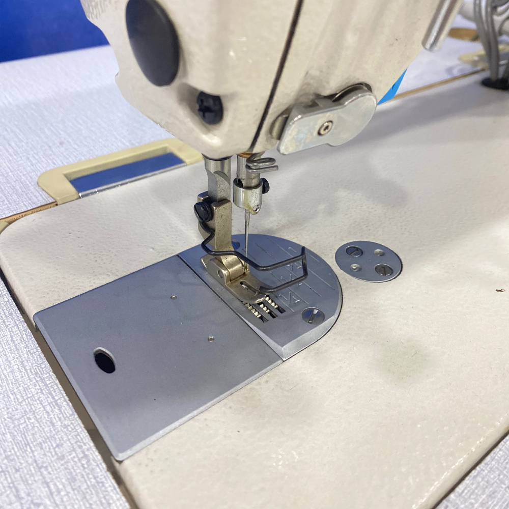 RİKSON Q4 MODEL OTOMATİK ELEKTRONİK DÜZ MAKİNA