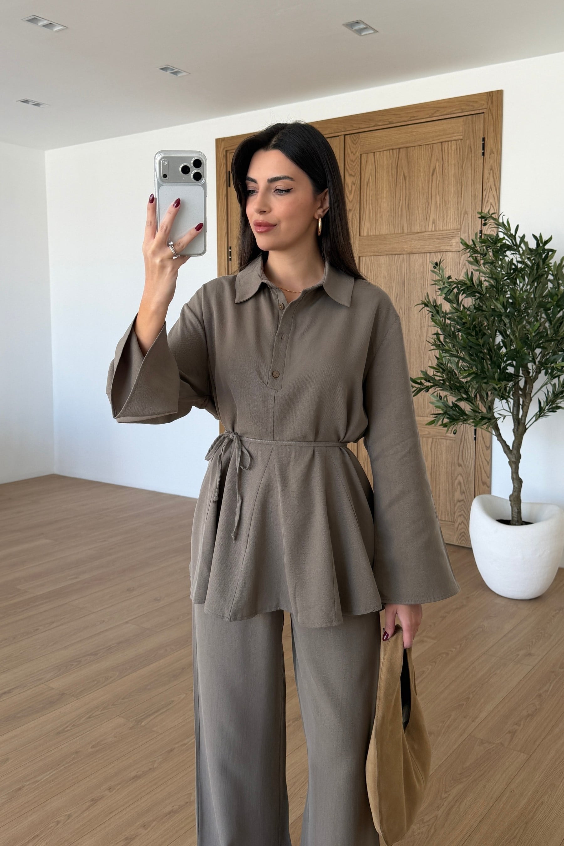 Alessa Vizon Volanlı Bluz Pantolon Takım