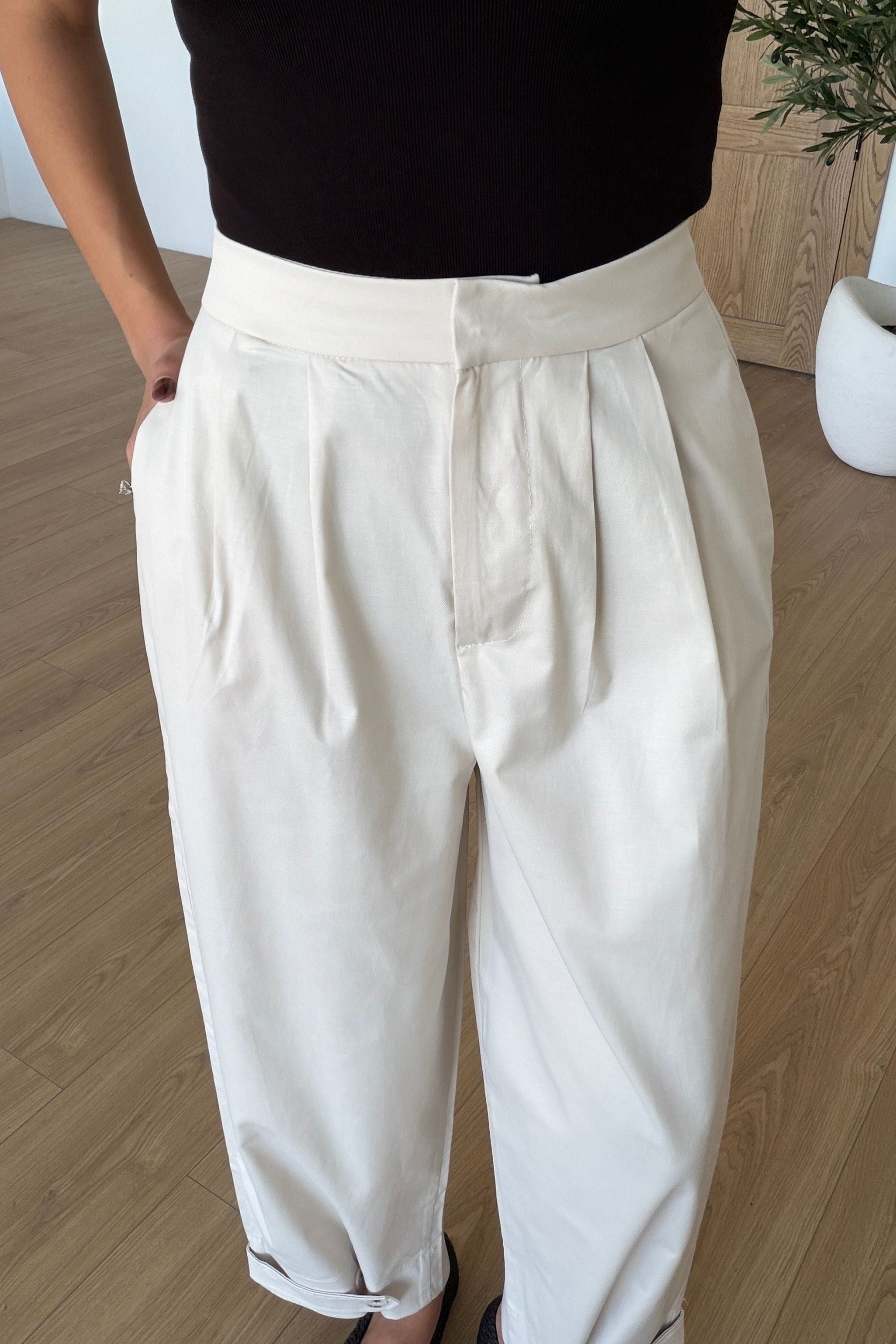 Daisy Taş Düğme Detay Baggy Pantolon
