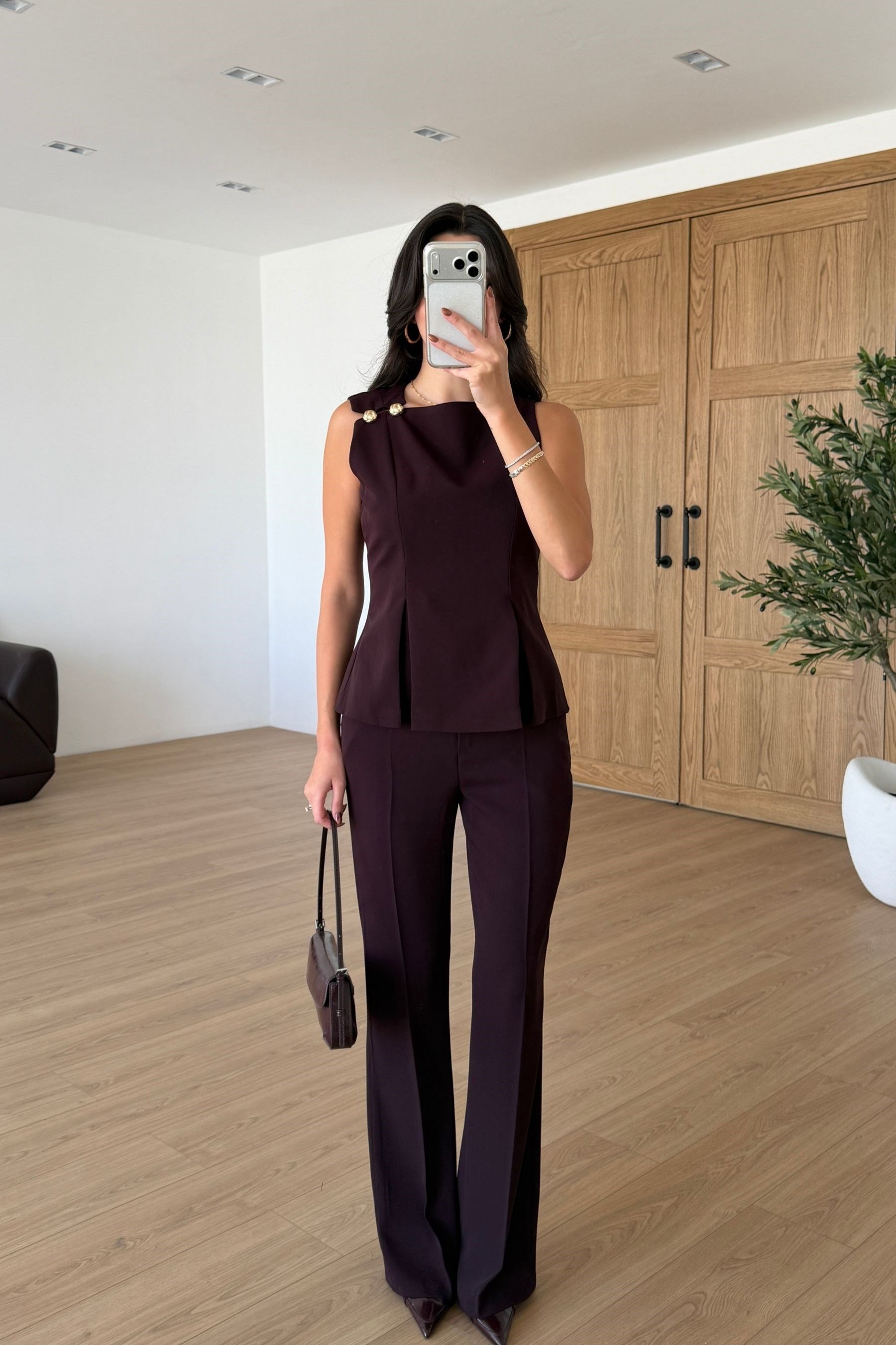 Kelly Mürdüm Gold Düğmeli Bluz Pantolon Takım