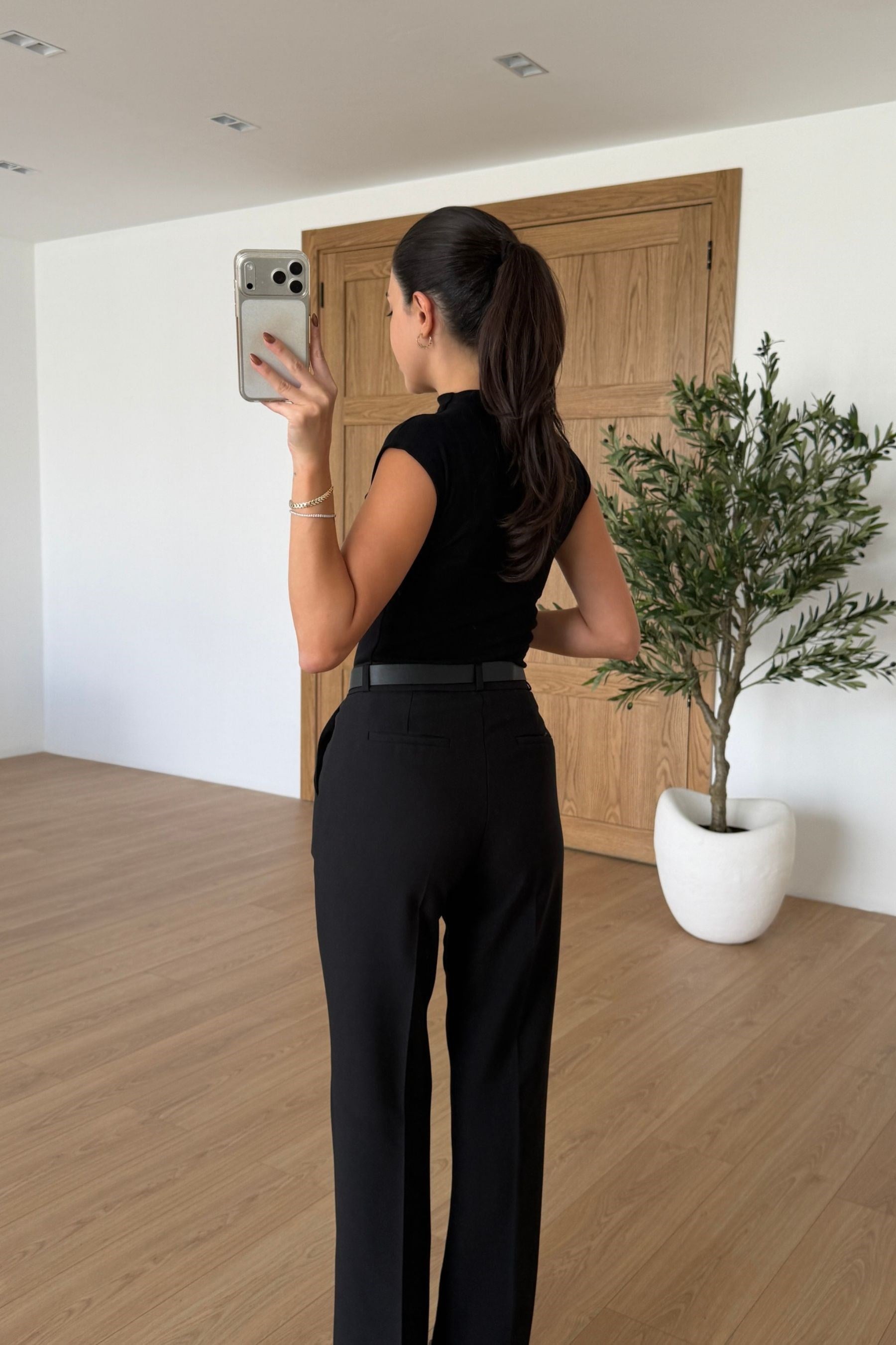 Leila Siyah Kemerli İspanyol Paça Pantolon