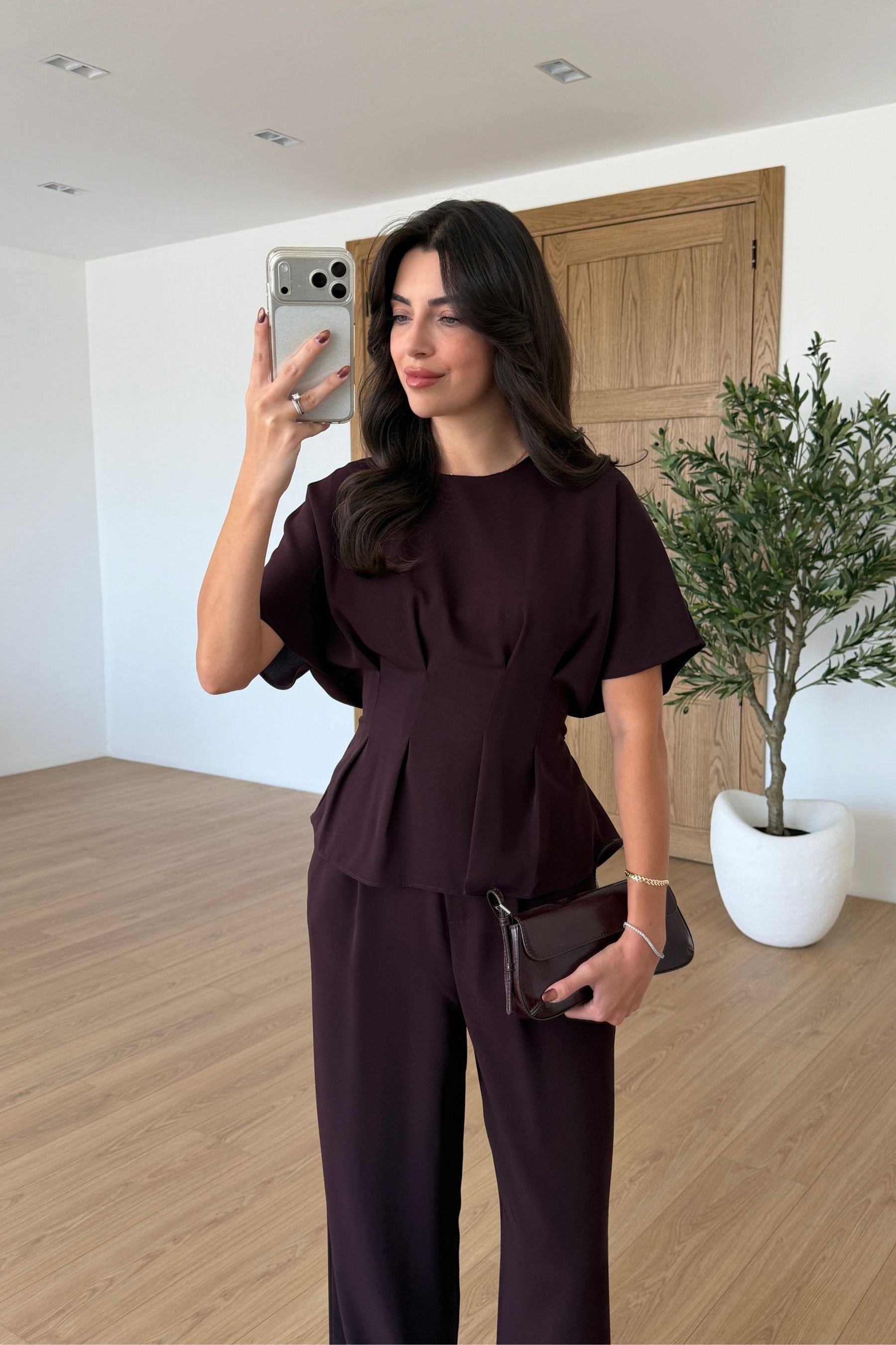 Olivia Mürdüm Belden Oturtmalı Krep Kumaş Takım
