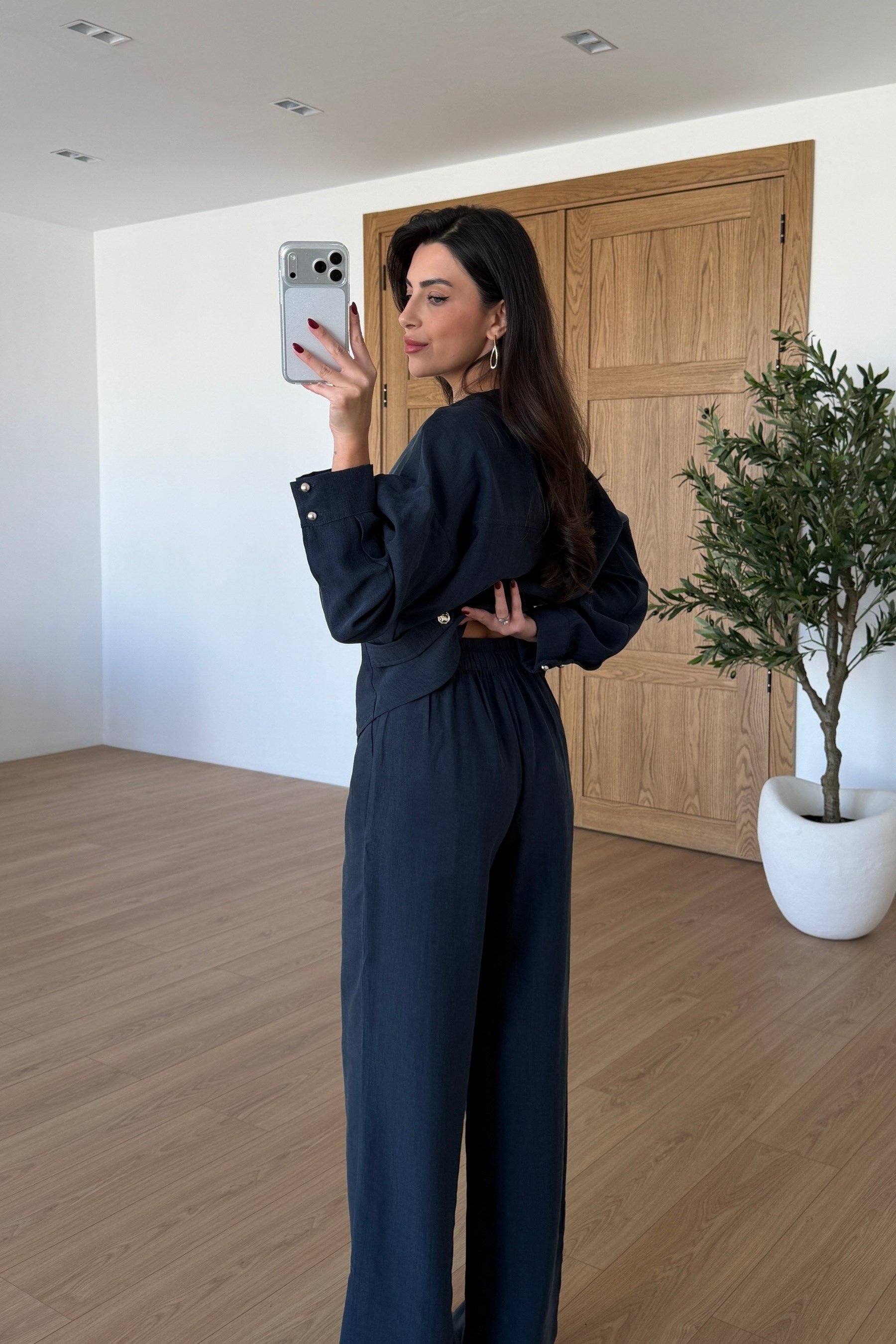 Petra Lacivert Asimetrik Bluz Pantolon Takım