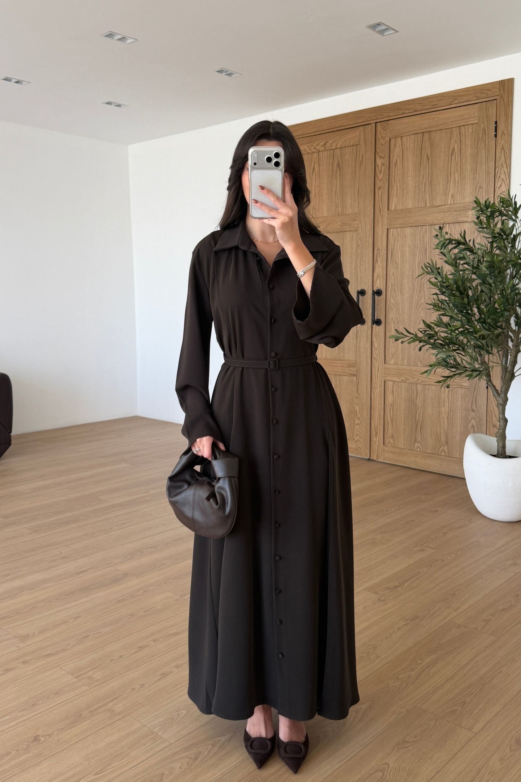 Romy Kahve Kemerli Krep Kumaş Gömlek Elbise