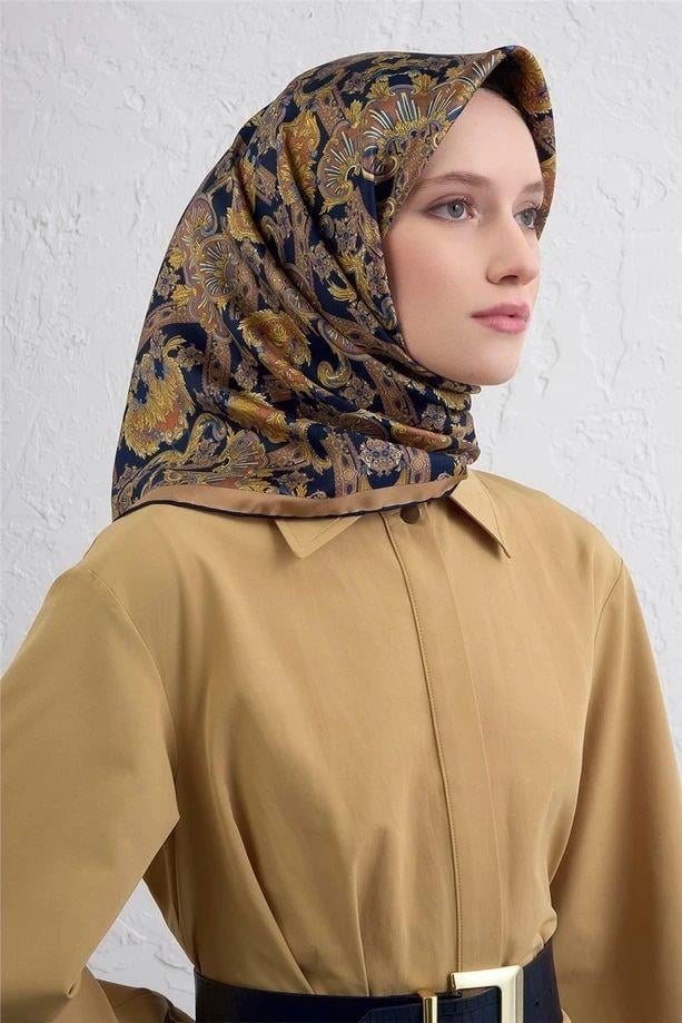 Armine Etnik Desen Saf İpek Twill Eşarp 9416D