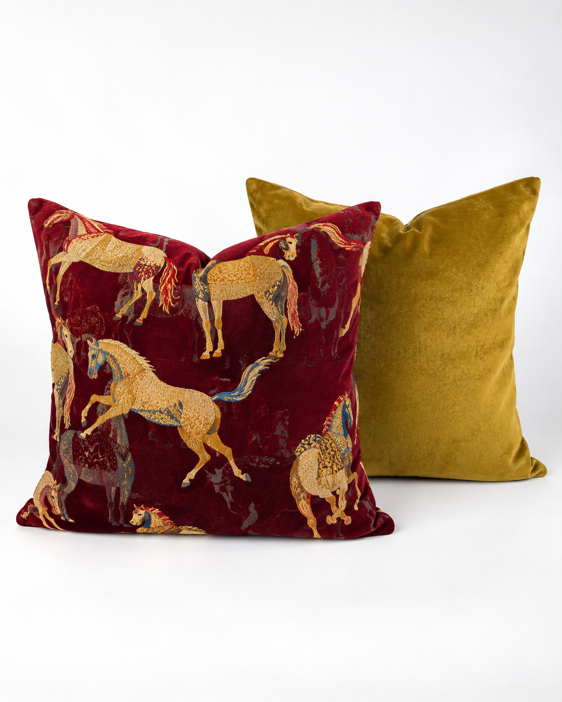 Golden Horse Kırlent Kılıfı Bordo