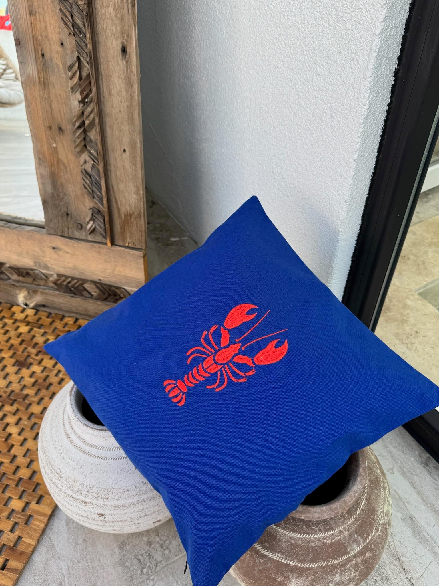 Re Marine Istakoz Nakışlı Kırlent Kılıfı  Lacivert - Turuncu