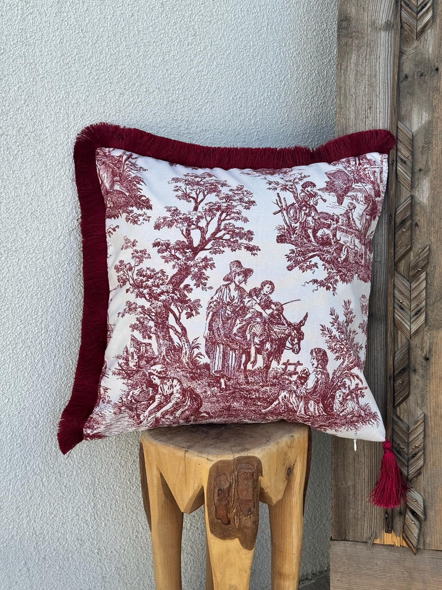 Toile De Jouy Kırlent Kılıfı Kırmızı