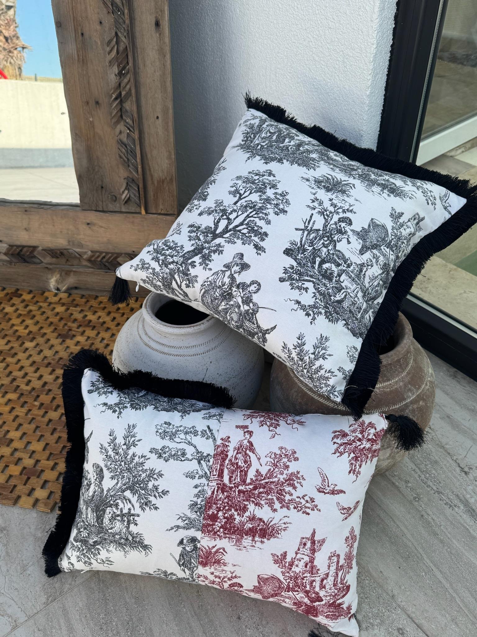 Toile De Jouy  Kırlent Kılıfı Siyah - Kırmızı