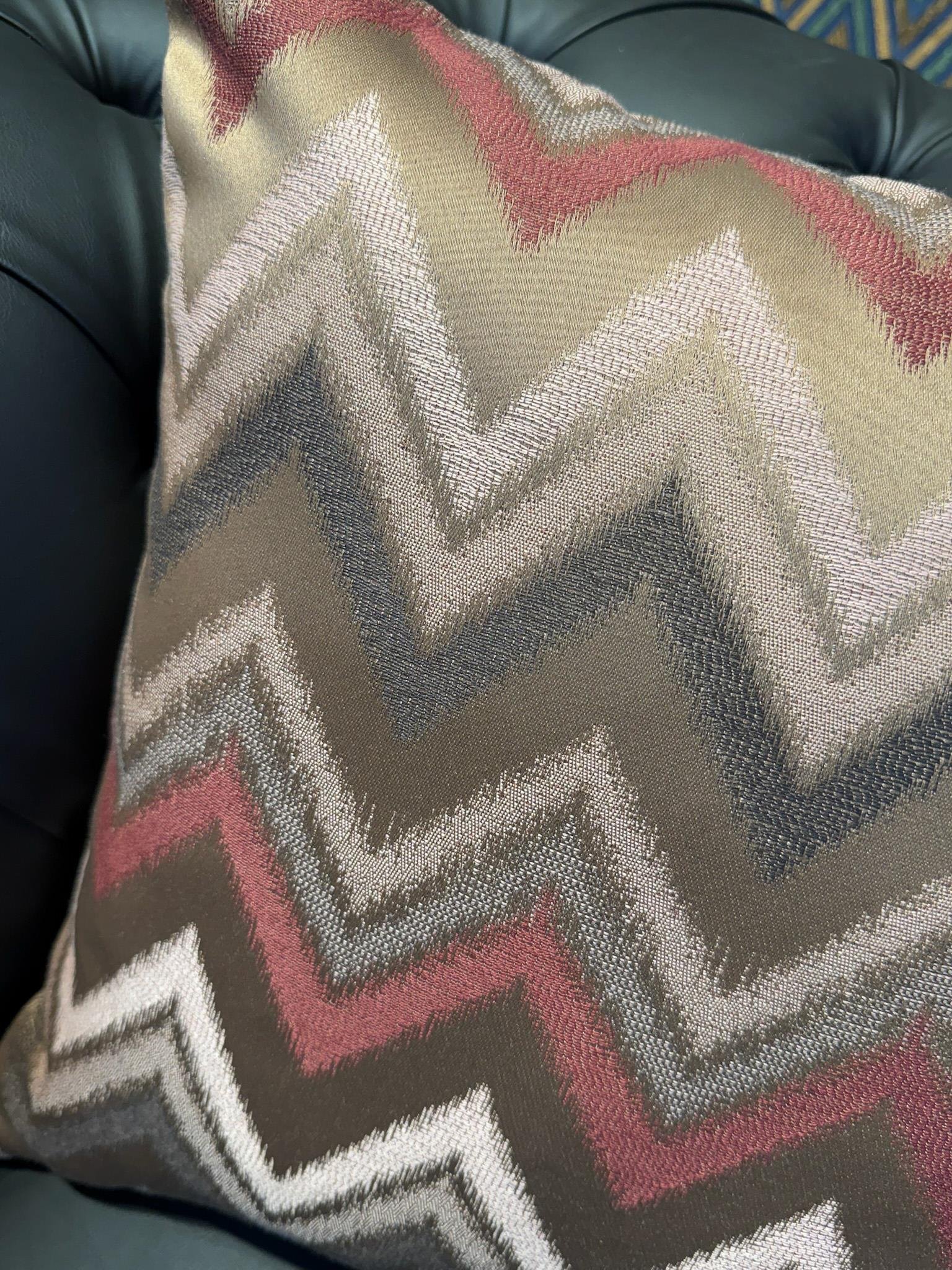 Zenith Zigzag Desenli Kırlent Kılıfı
