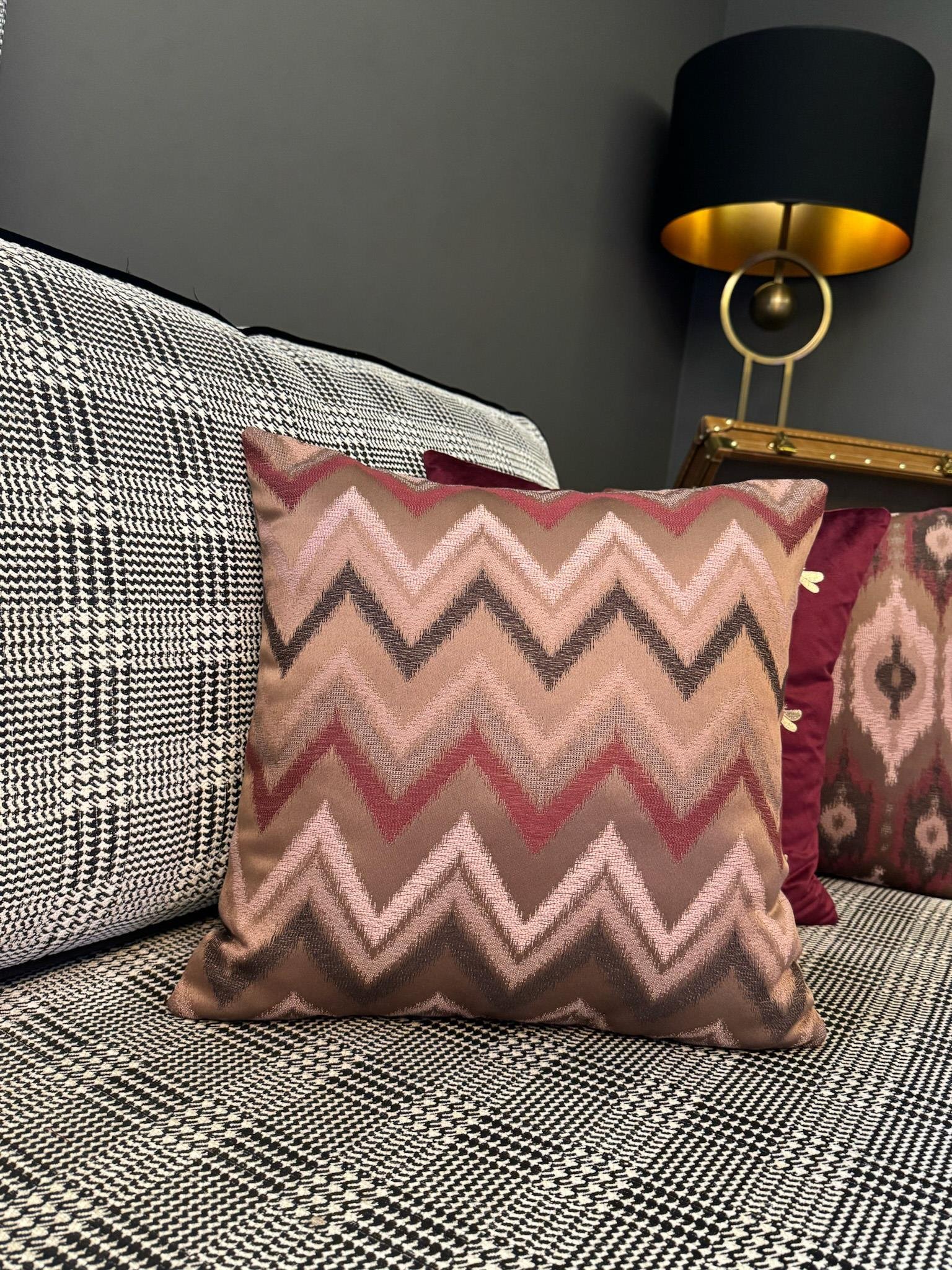 Zenith Zigzag Desenli Kırlent Kılıfı