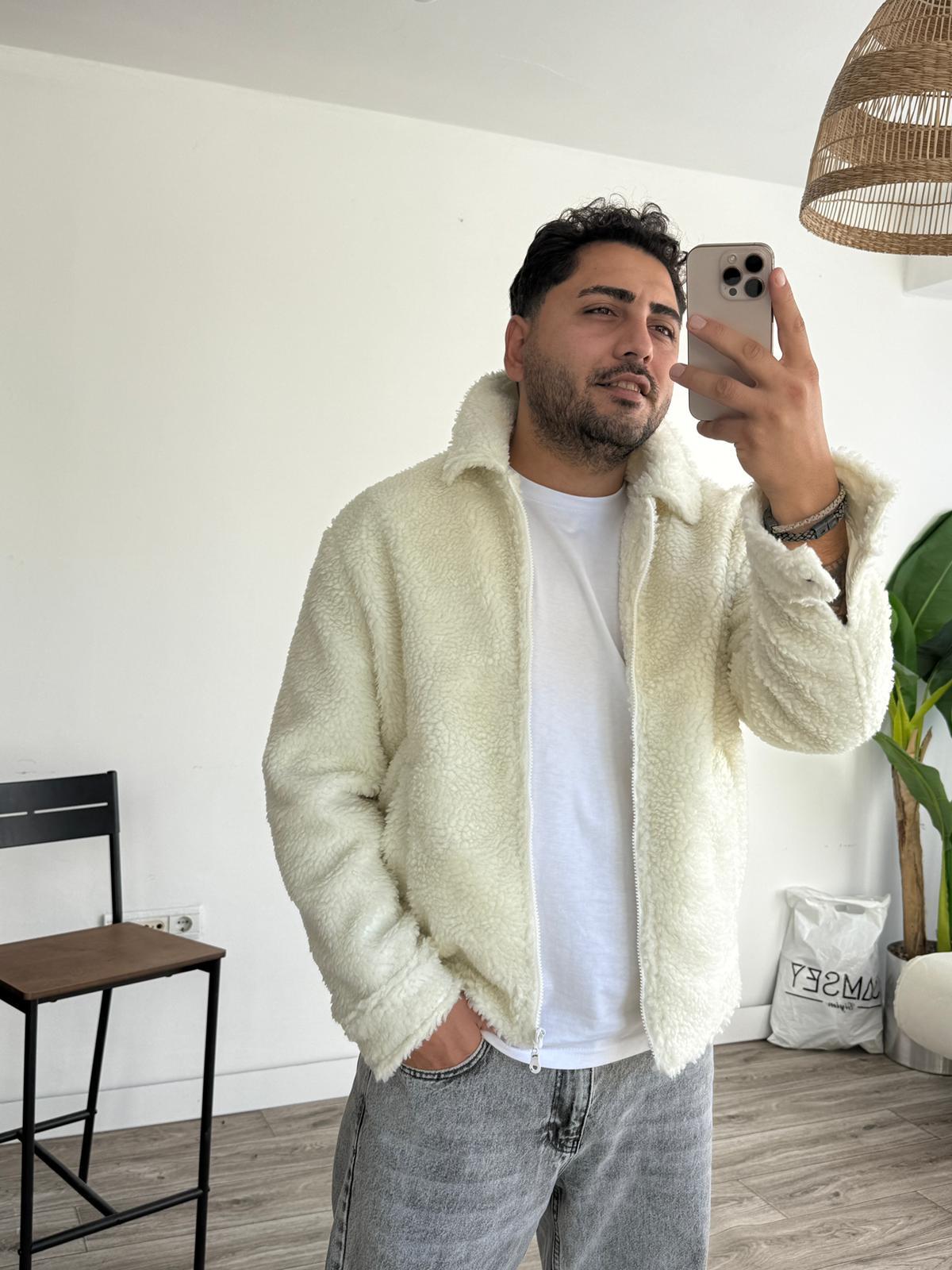 Peluş İçi Astarlı Ceket Ekru